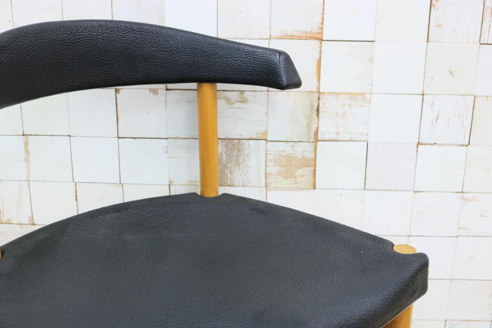 GMIN7S〇Cassina / カッシーナ レオナルドチェア ダイニングチェア Strassle collection社 スイス 椅子 ブラック 北欧スタイル モダン