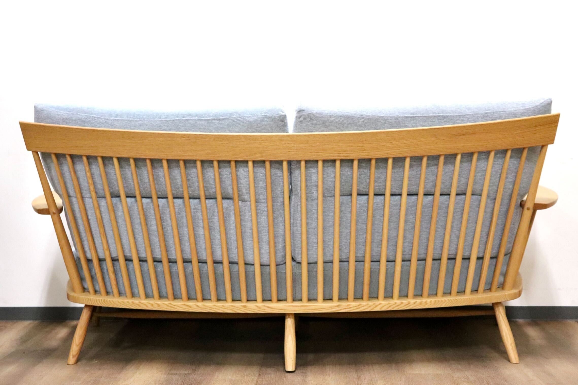 GMHK204○柏木工 / KASHIWA MORI 杜 2.5人掛けソファ ラブソファ オーク材 無垢 ファブリック IDC大塚家具 飛騨家具 北欧スタイル 約27万