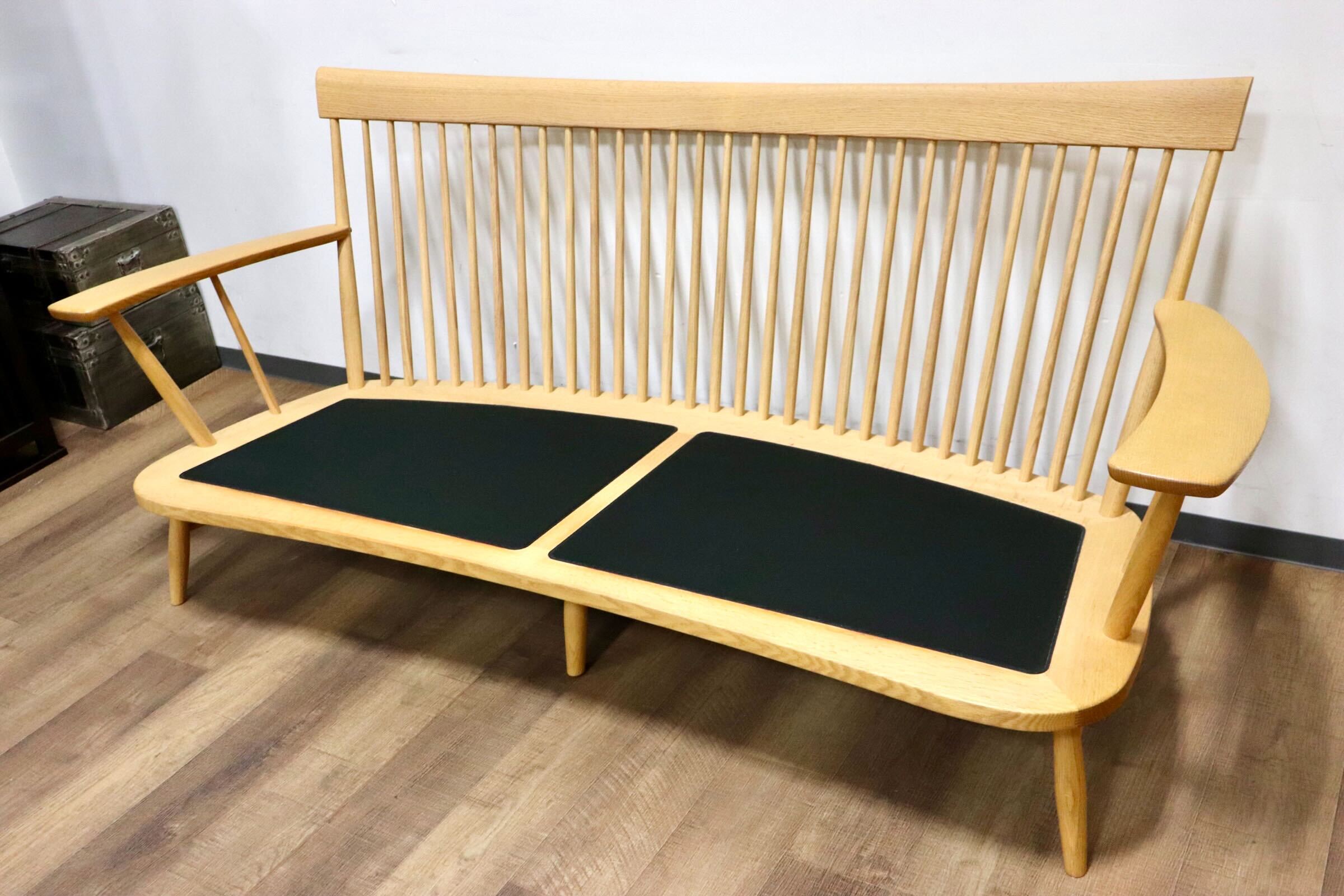 GMHK204○柏木工 / KASHIWA MORI 杜 2.5人掛けソファ ラブソファ オーク材 無垢 ファブリック IDC大塚家具 飛騨家具 北欧スタイル 約27万