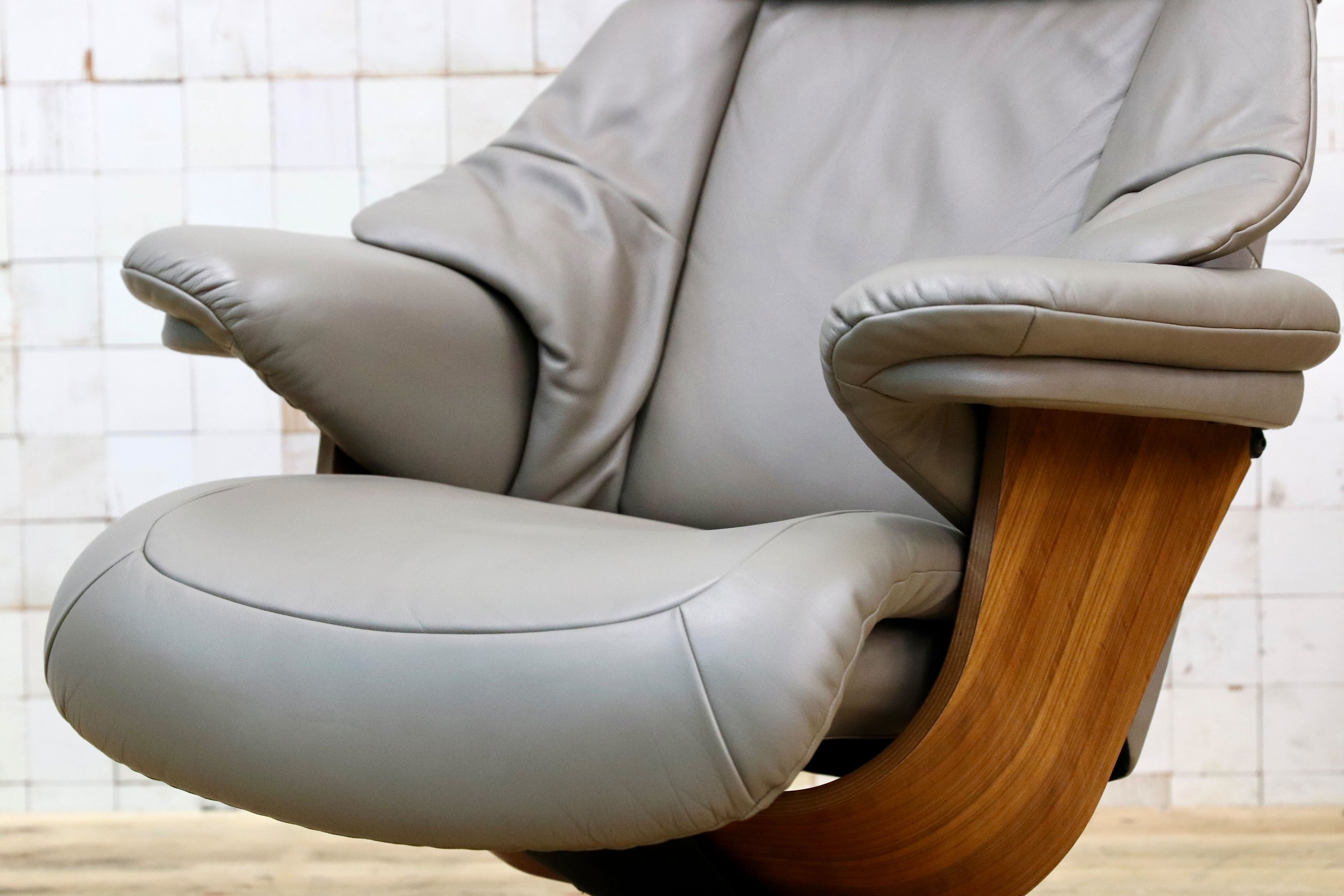 GMIK545○karimoku / カリモク THE FRIST ザファースト リクライニングチェア パーソナルチェア 本革 グレー RU7350 定価33.66万