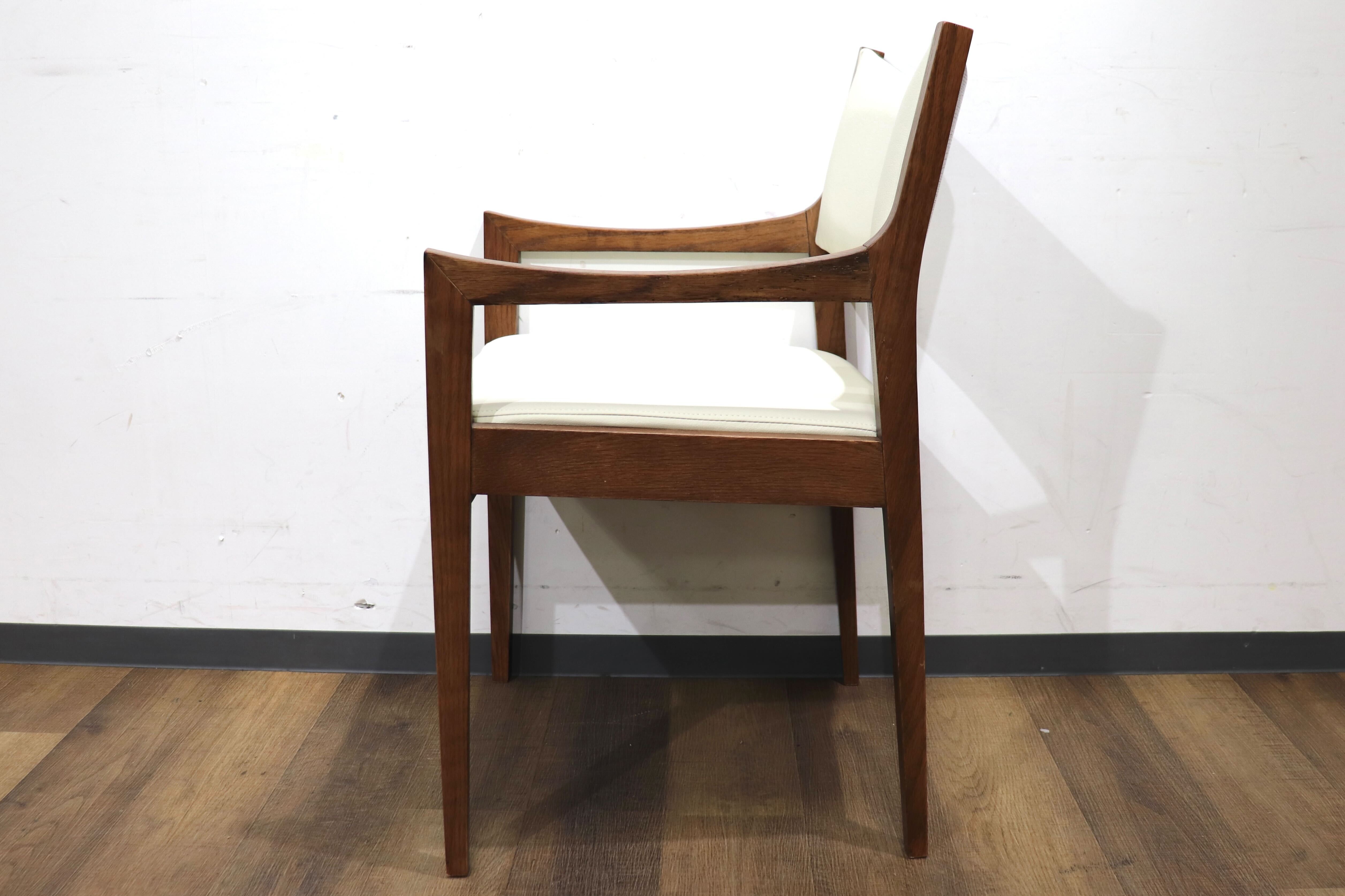 GMHN283A○MARGINAL / マージナル Chess MCH-200 ダイニングチェア アームチェア 椅子 チェア ホワイト シンプル 合皮 北欧スタイル 在庫品