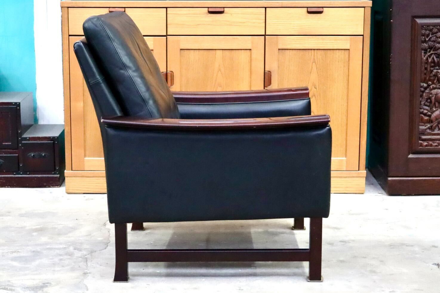 GMIH401○mobilia / モビリア シングルソファ 1人掛けソファ アームチェア ラウンジチェア 椅子 本革 木製 クラシック