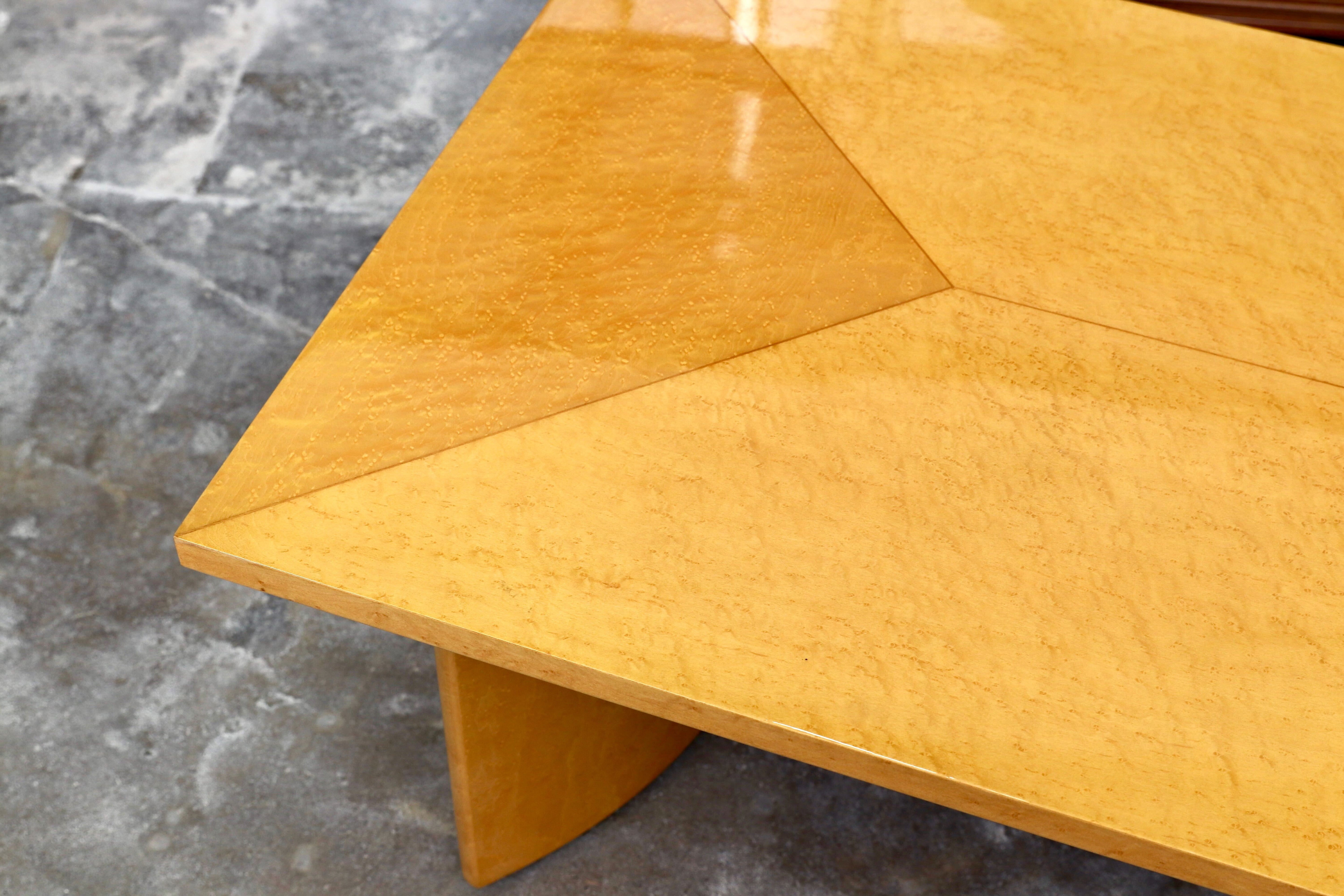 GMIK76○IDC大塚家具 スプレンダー センターテーブル リビングテーブル バーズアイメープル クラシック エレガント 応接机