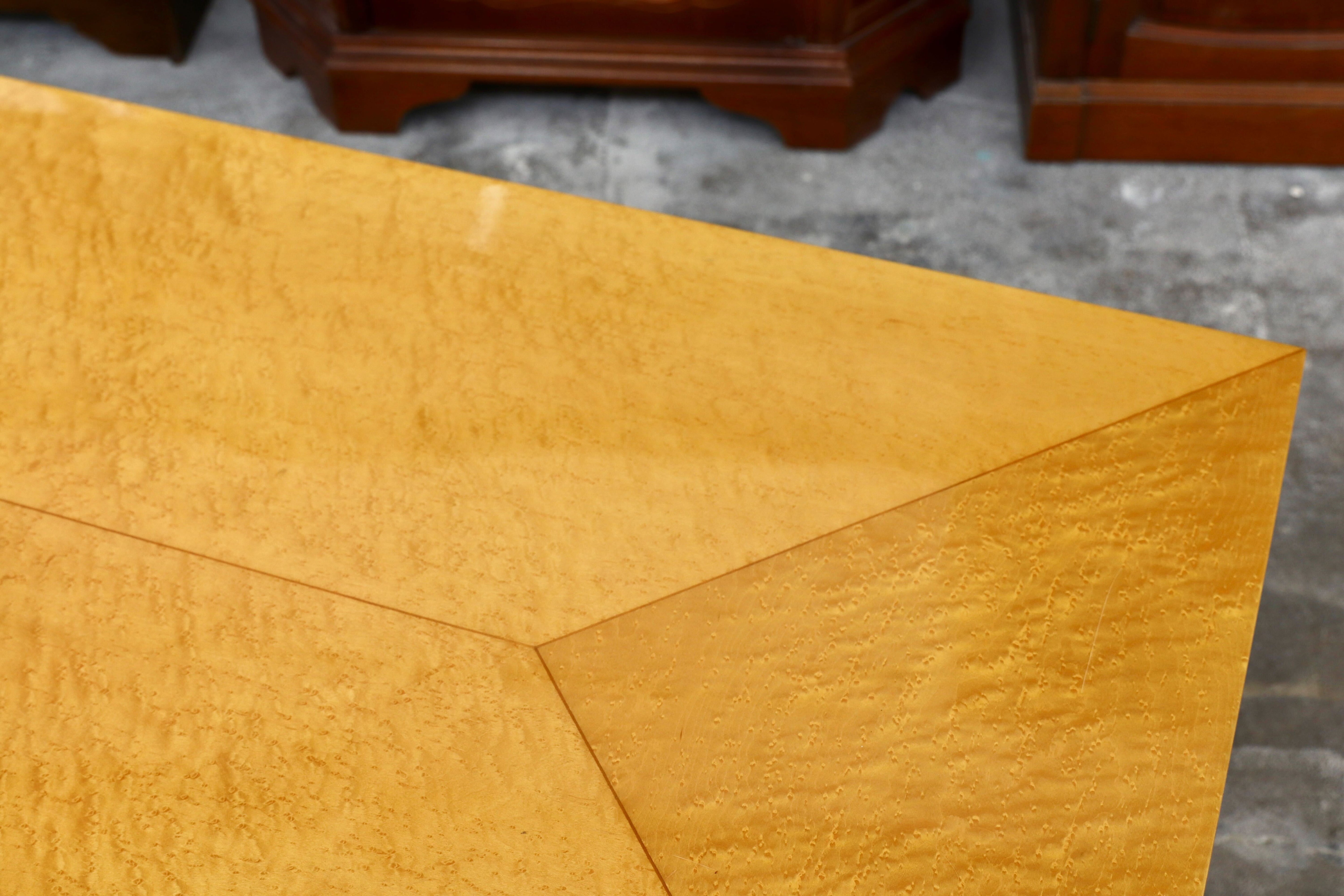 GMIK76○IDC大塚家具 スプレンダー センターテーブル リビングテーブル バーズアイメープル クラシック エレガント 応接机