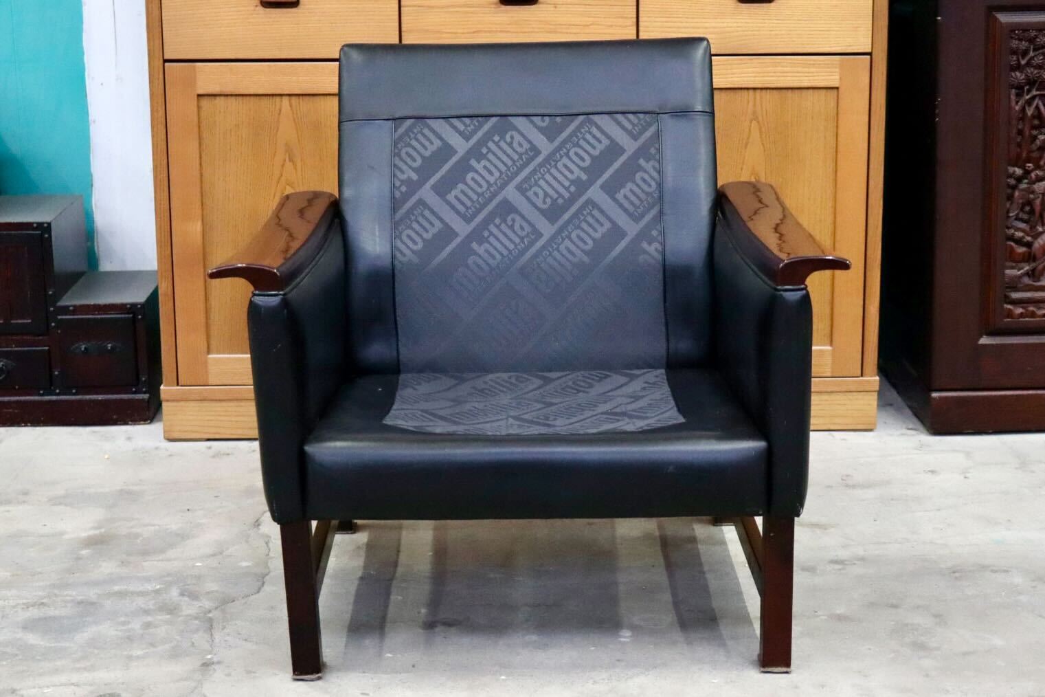 GMIH401○mobilia / モビリア シングルソファ 1人掛けソファ アームチェア ラウンジチェア 椅子 本革 木製 クラシック