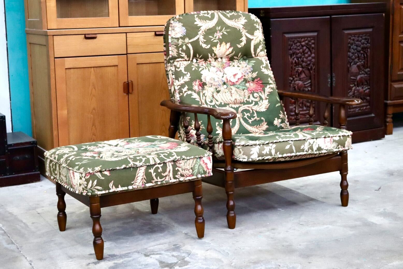 GMIH399○karimoku / カリモク シングルソファ 1人掛けソファ オットマン リクライニング ファブリック ブナ材 国産家具 定価約13.2万