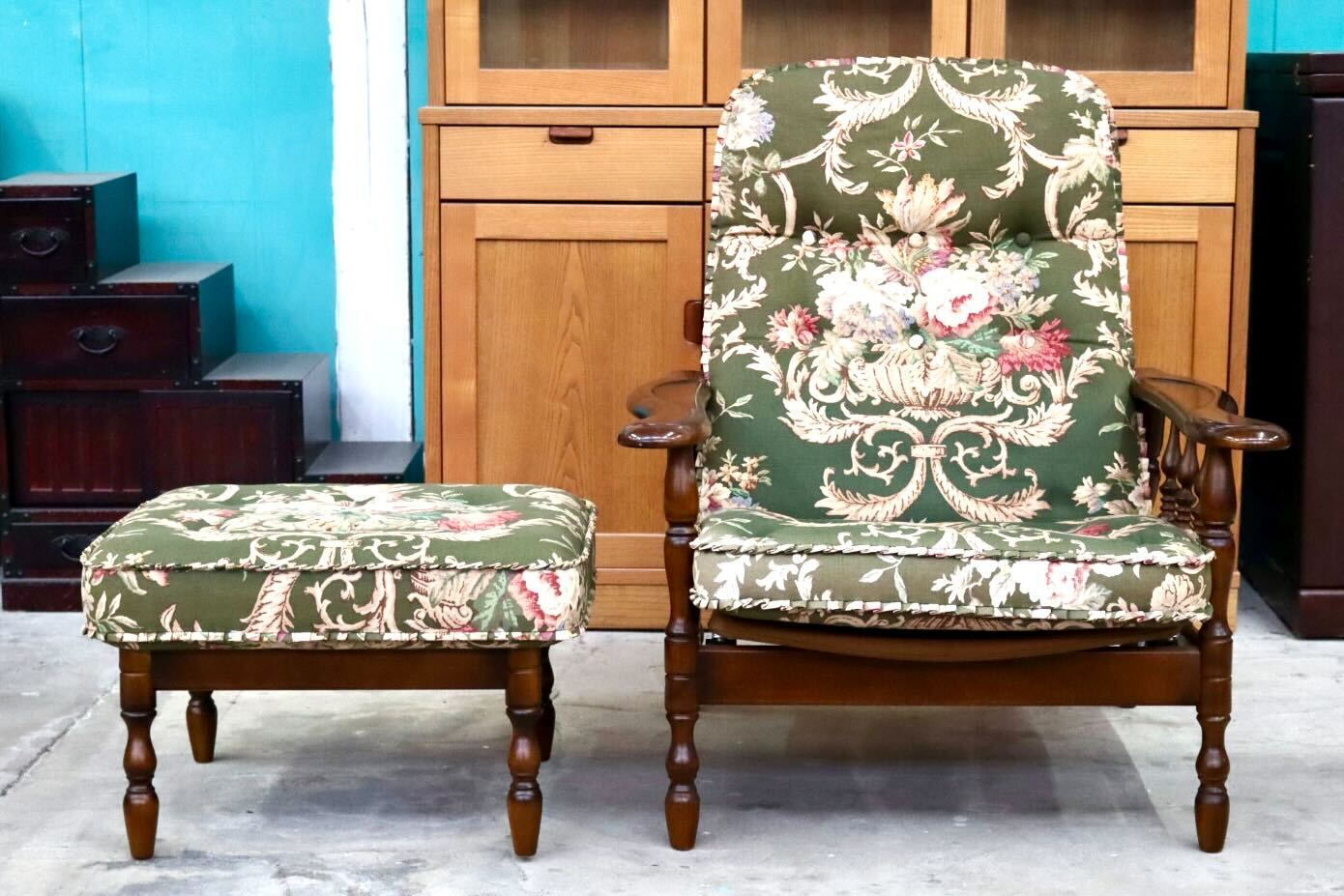 GMIH399○karimoku / カリモク シングルソファ 1人掛けソファ オットマン リクライニング ファブリック ブナ材 国産家具 定価約13.2万