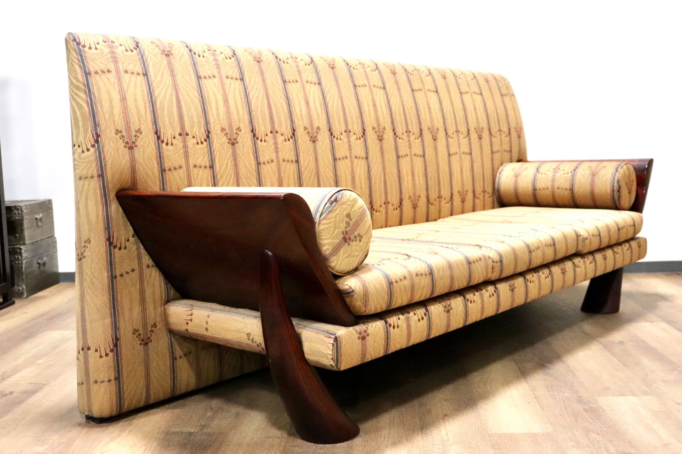 GMHS224A○Saporiti Italia / サポリティイタリア 最高級 3人掛けソファ トリプルソファ ファブリック IDC大塚家具 ポストモダン 稀少