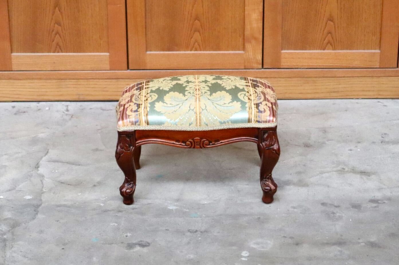 GMIH394B○スツール チェア 椅子 足置き フットスツール オットマン 腰掛け 猫脚 木製 ファブリック イタリア製 クラシック ロココ