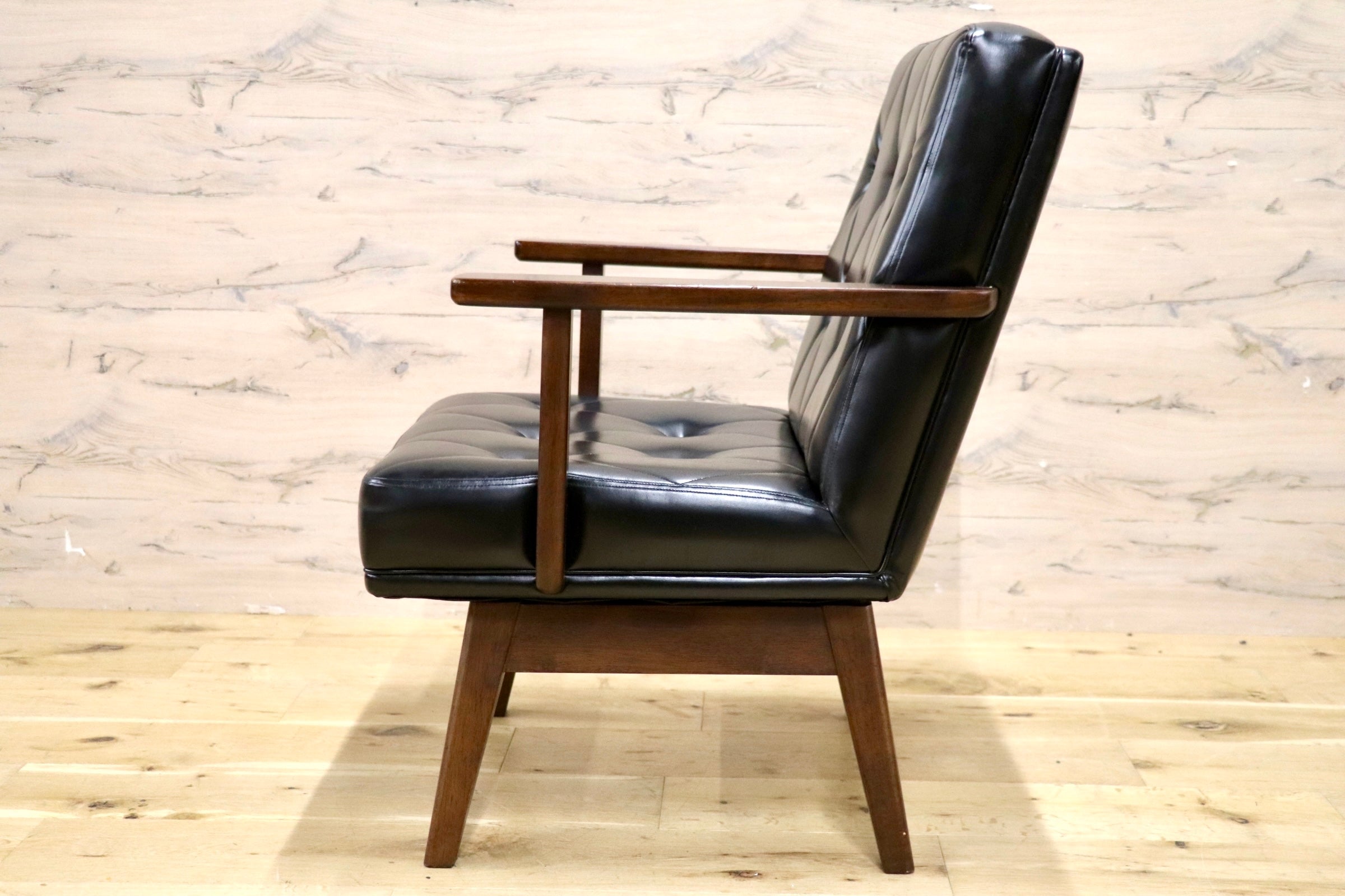 GMJS130○TOYO FURNITURE / 東洋ファニチャー 回転椅子 アームチェア シングルソファ ラウンドチェア レザー ミッドセンチュリー