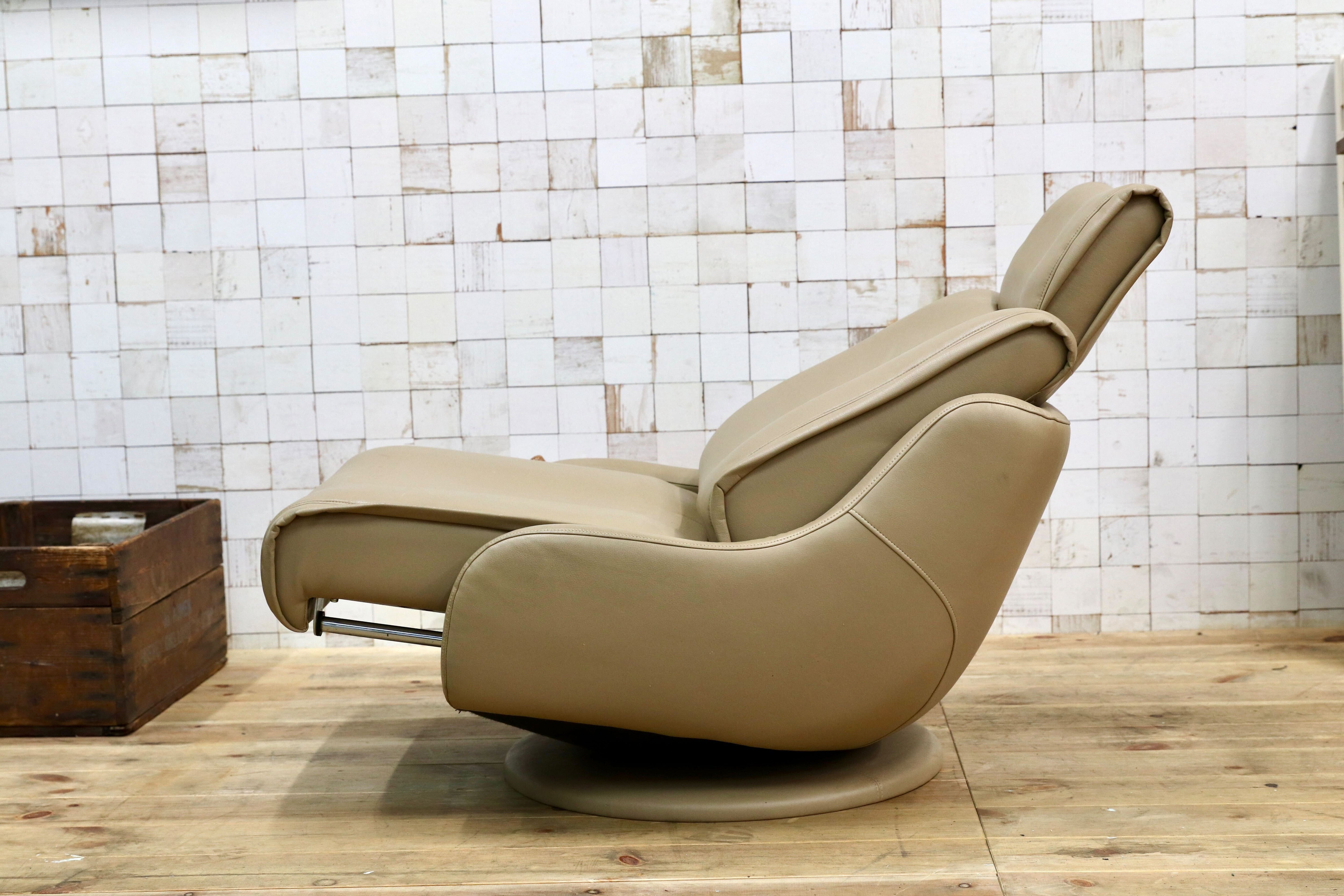 GMEH2N○karimoku / カリモク リクライニングチェア パーソナルチェア 1人掛け シングルソファ 回転椅子 ソフトレザー 合皮