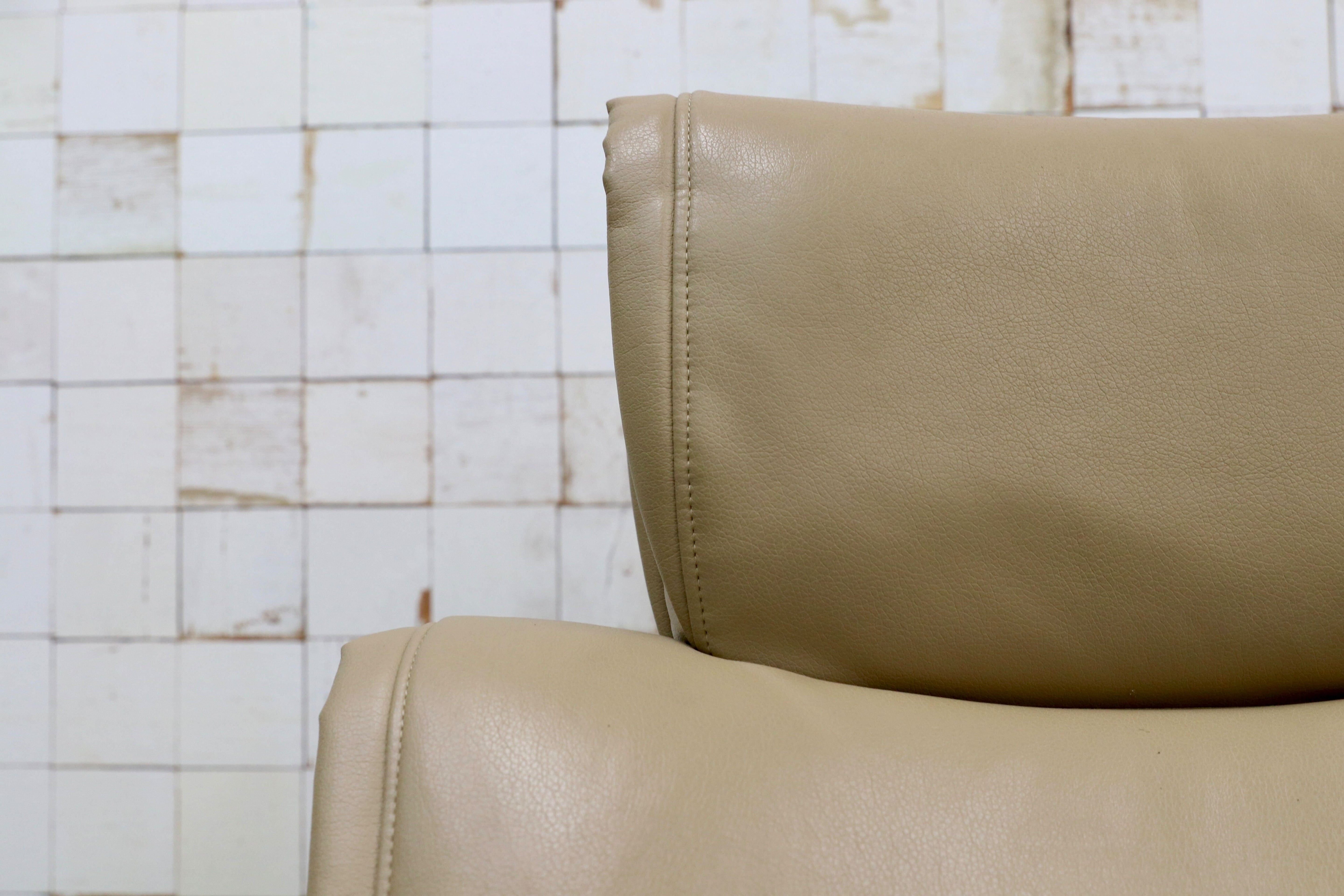 GMEH2N○karimoku / カリモク リクライニングチェア パーソナルチェア 1人掛け シングルソファ 回転椅子 ソフトレザー 合皮