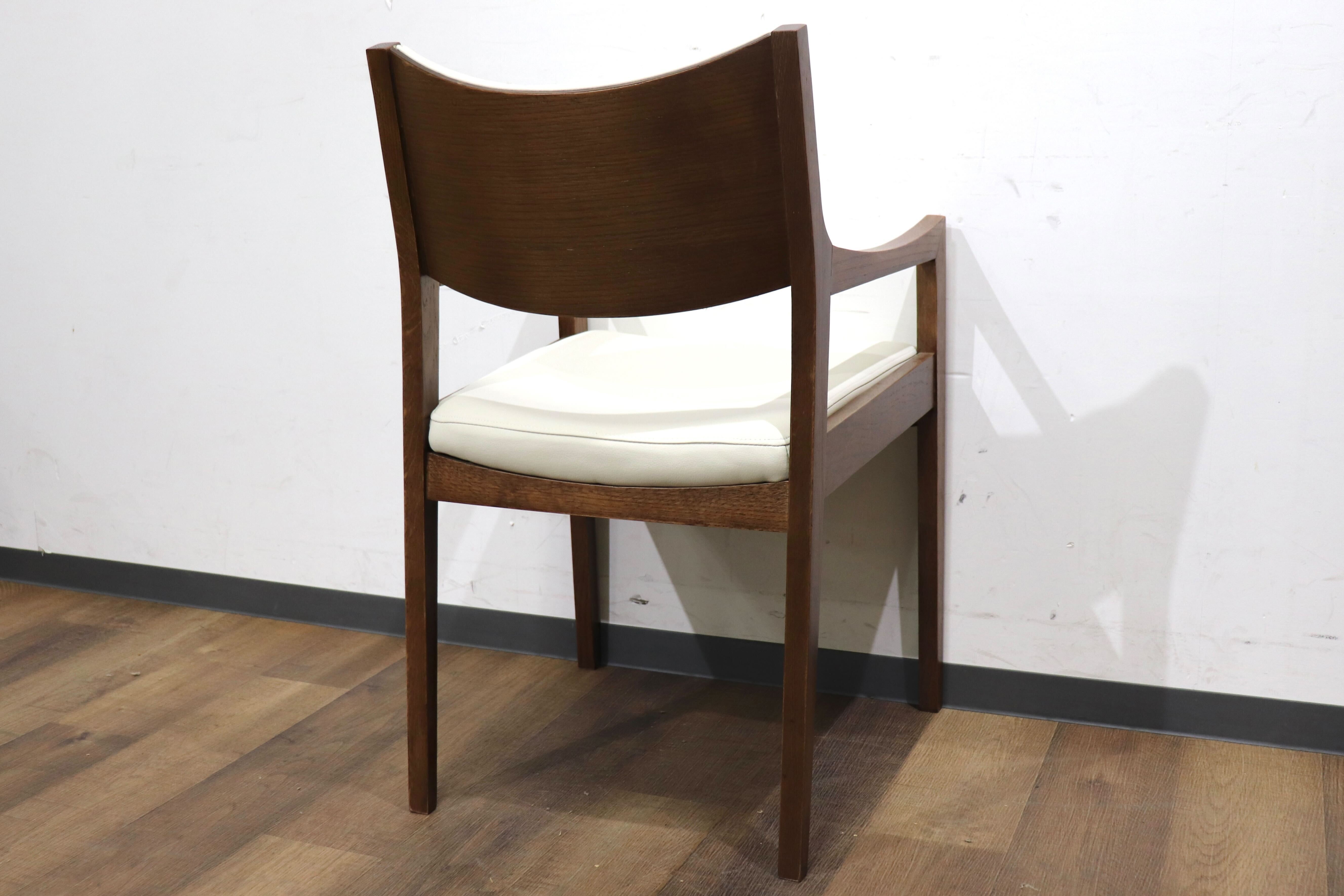 GMHN283B○MARGINAL / マージナル Chess MCH-200 ダイニングチェア アームチェア 椅子 チェア ホワイト シンプル 合皮 北欧スタイル 在庫品