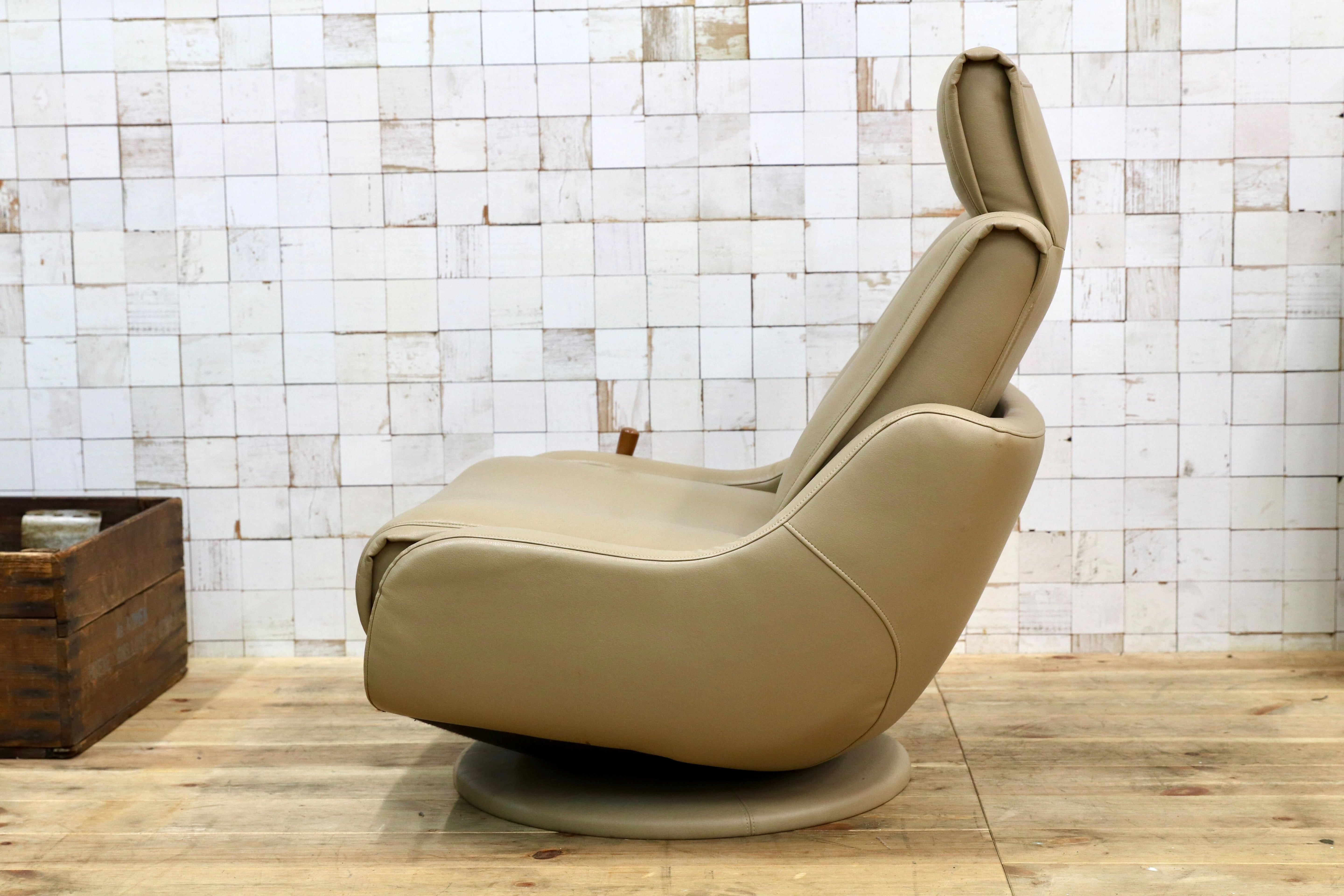 GMEH2O○karimoku / カリモク リクライニングチェア パーソナルチェア 1人掛け シングルソファ 回転椅子 ソフトレザー 合皮