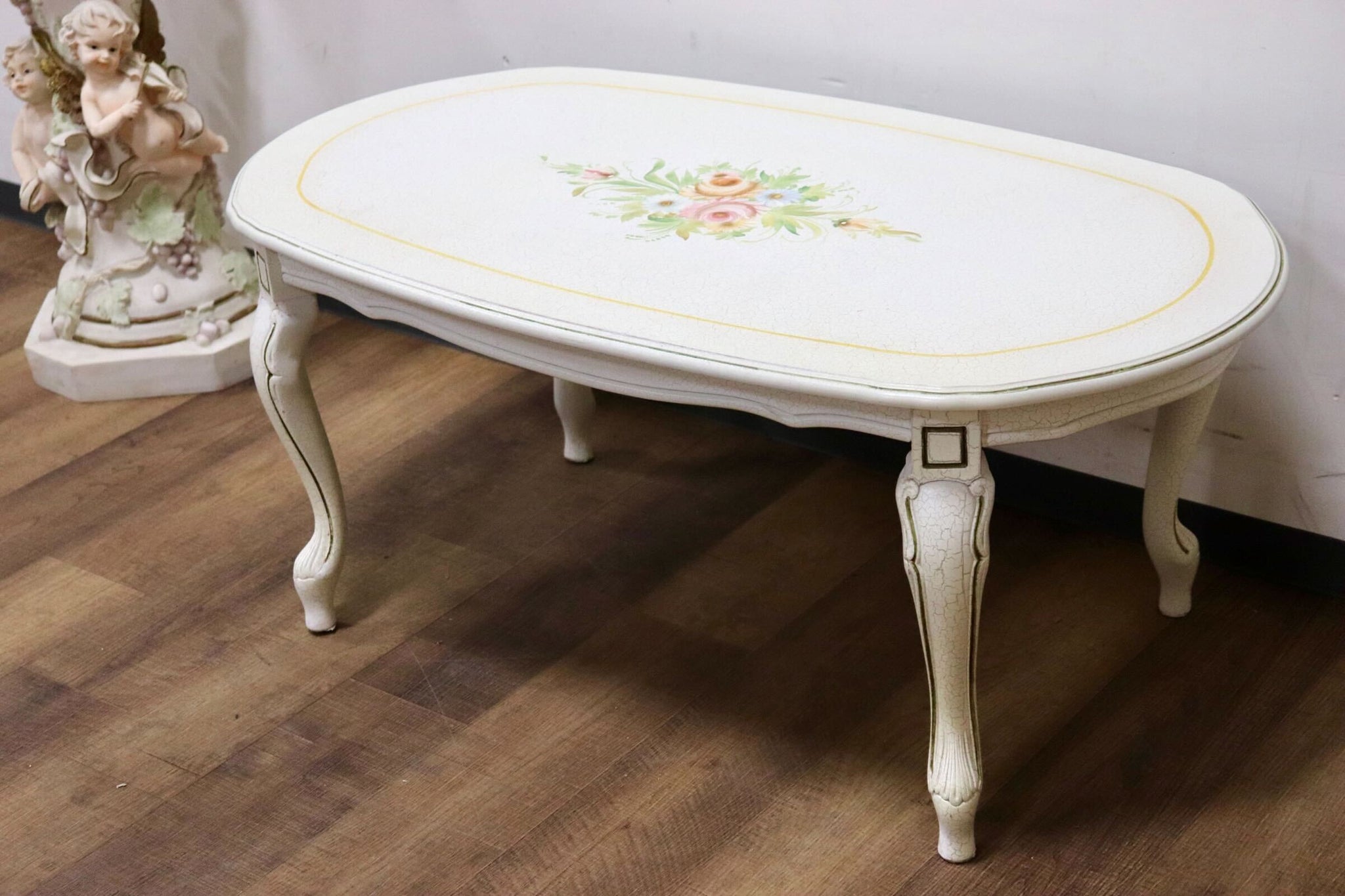 GMHH298B○アンティーク調 クラシック 鋭 エレガント センターテーブル  