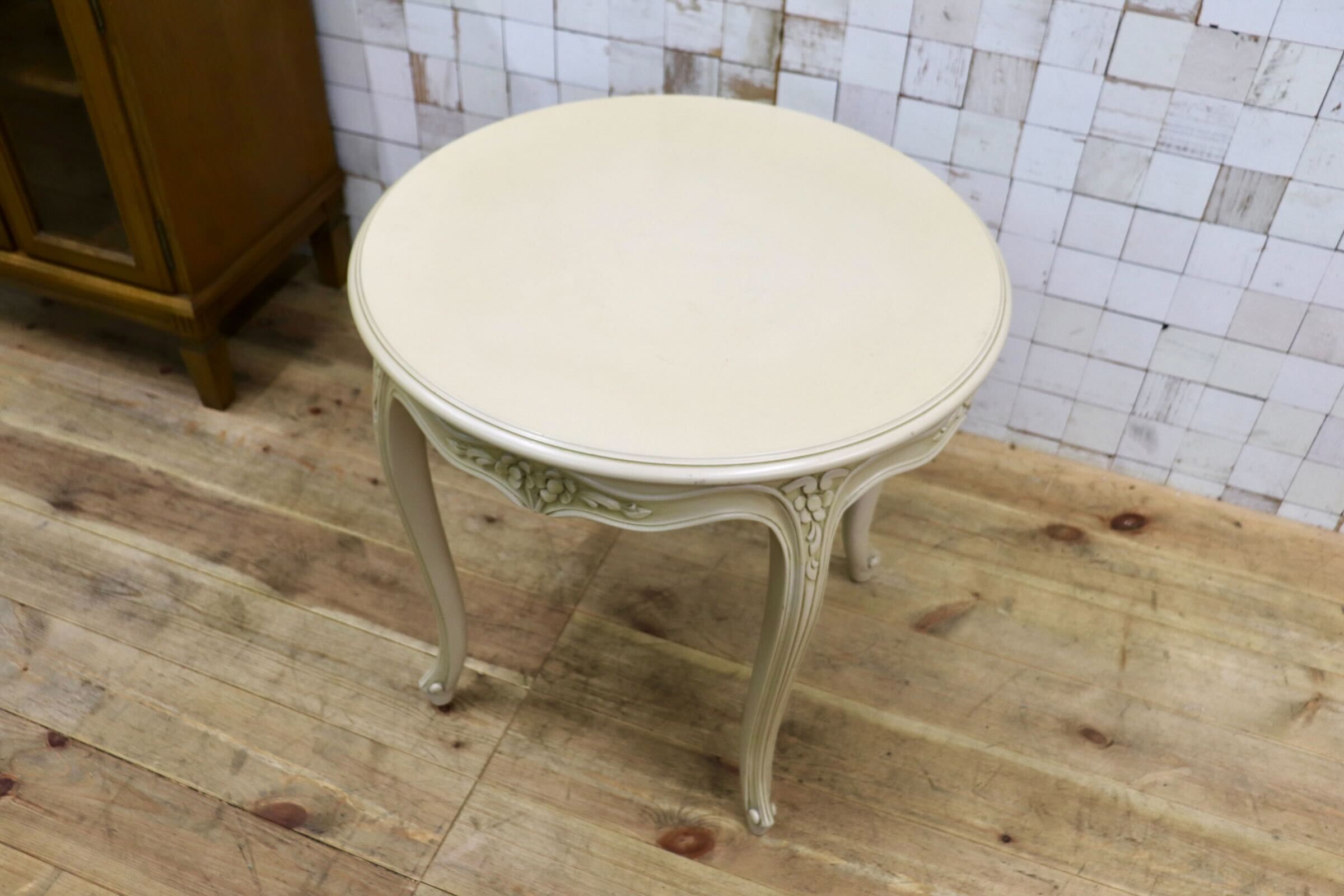 GMIK876B〇domani / ドマーニ サイドテーブル コーヒーテーブル 飾り台 花台 猫脚 クラシック アンティーク調 カリモク 丸型 ラウンド