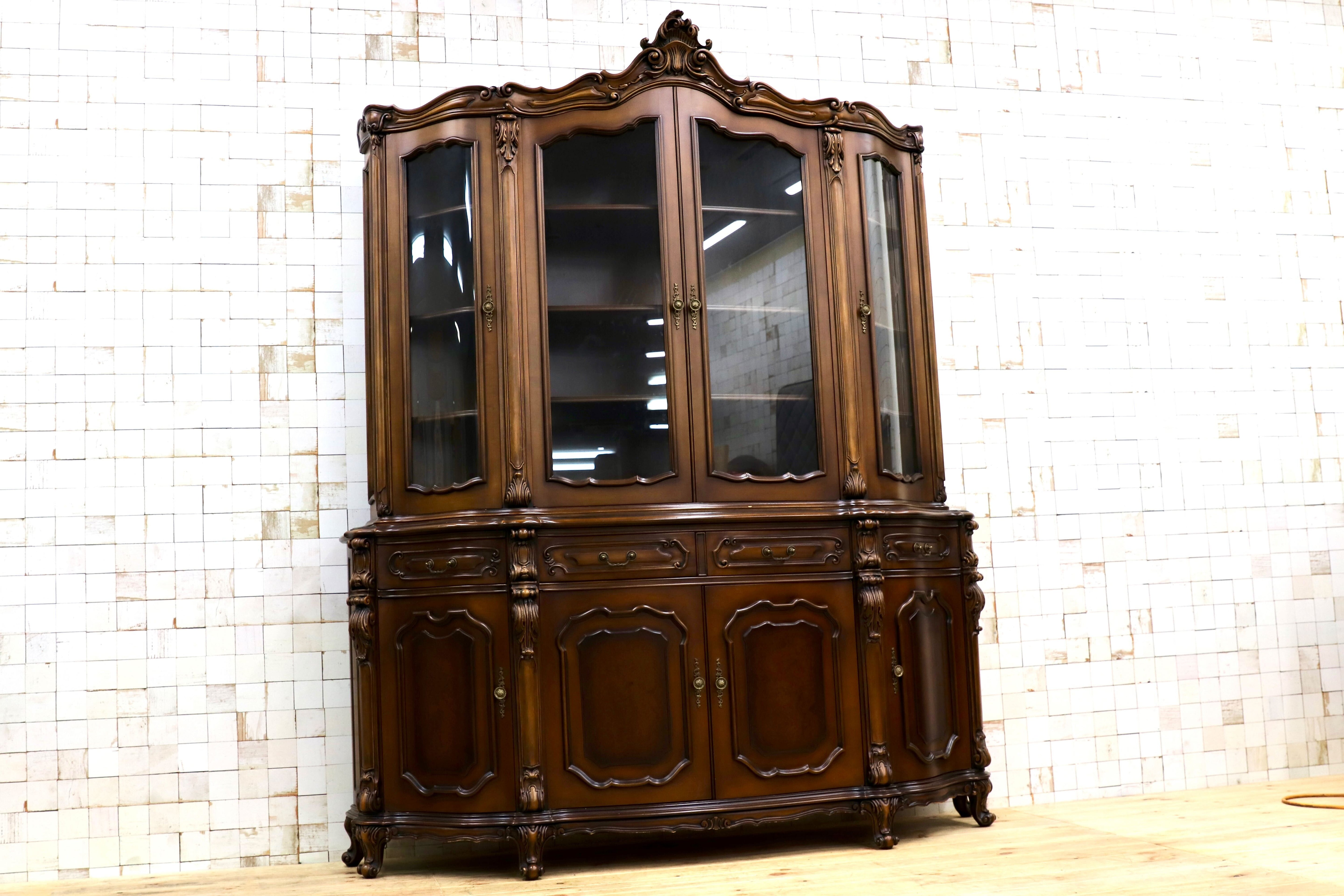 GMIO32○domani / ドマーニ ルイXY ルイ15世 飾り棚 キャビネット カリモク最高峰 クラシック リビングボード ロココ調 定価約280万 稀少