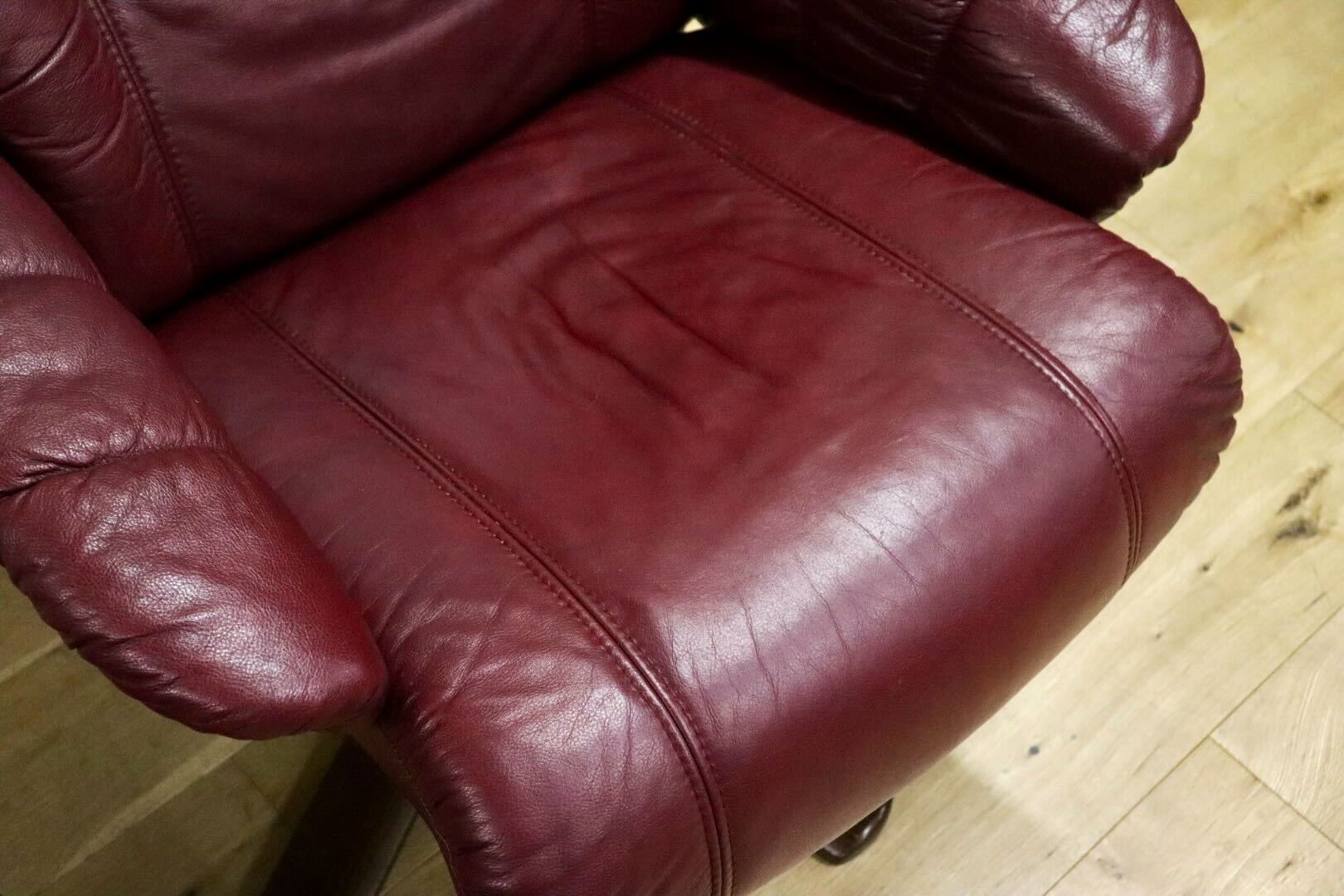 GMIS277○HOVEMOBLER A/S リクライニングチェア パーソナルチェア 回転椅子 フットスツール 本革 臙脂色 ノルウェー 検)エコーネス