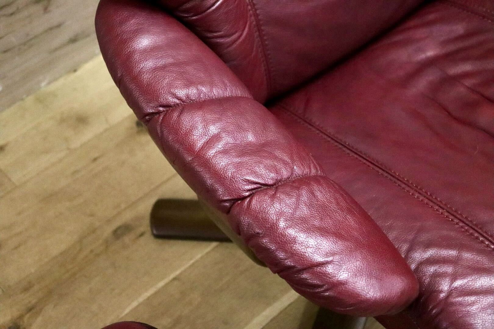 GMIS277○HOVEMOBLER A/S リクライニングチェア パーソナルチェア 回転椅子 フットスツール 本革 臙脂色 ノルウェー 検)エコーネス