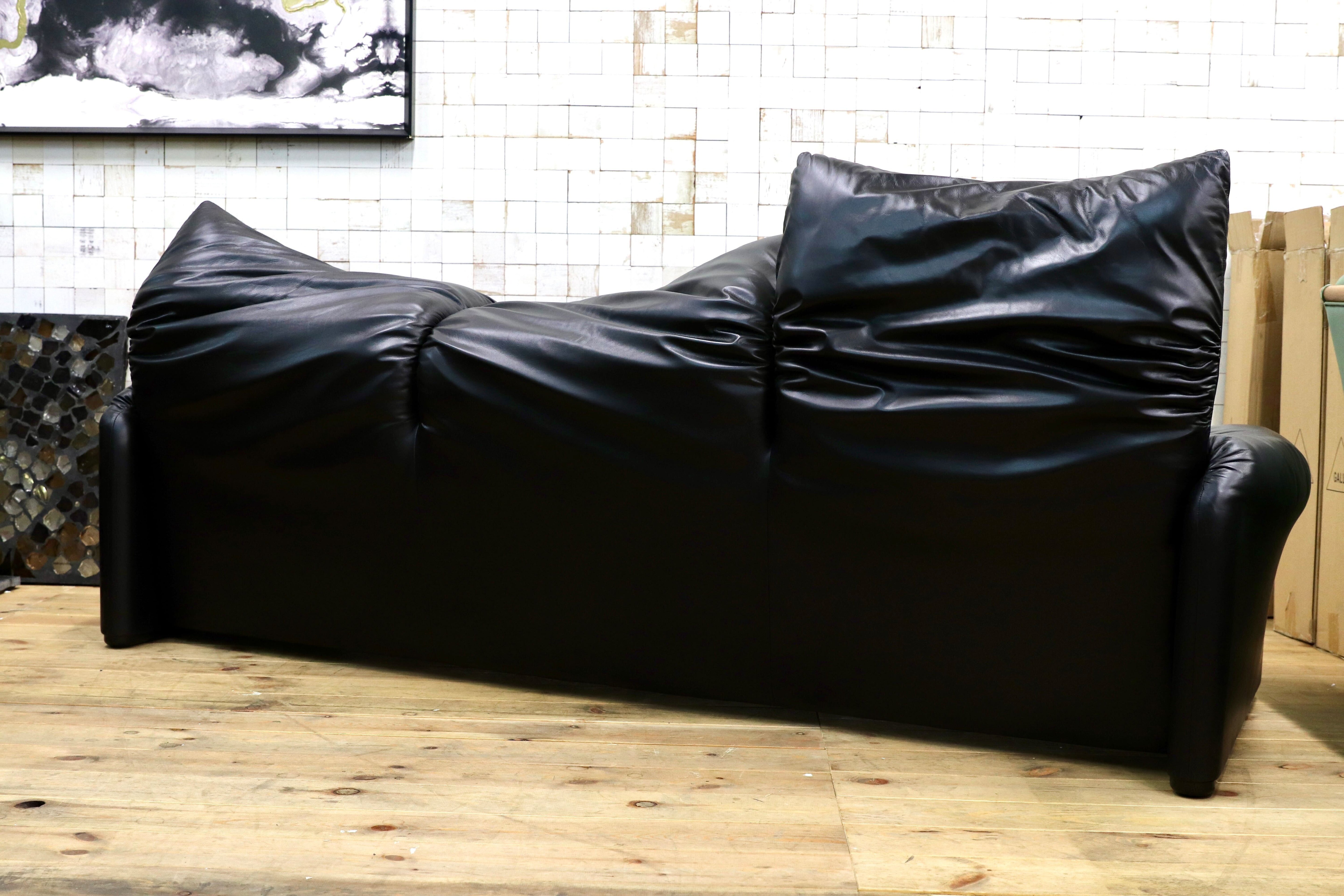 GMIN17○Cassina / カッシーナ 675 MARALUNGA マラルンガ 3人掛けソファ トリプルソファ 本革 ヴィコ・マジストレッティ 名作