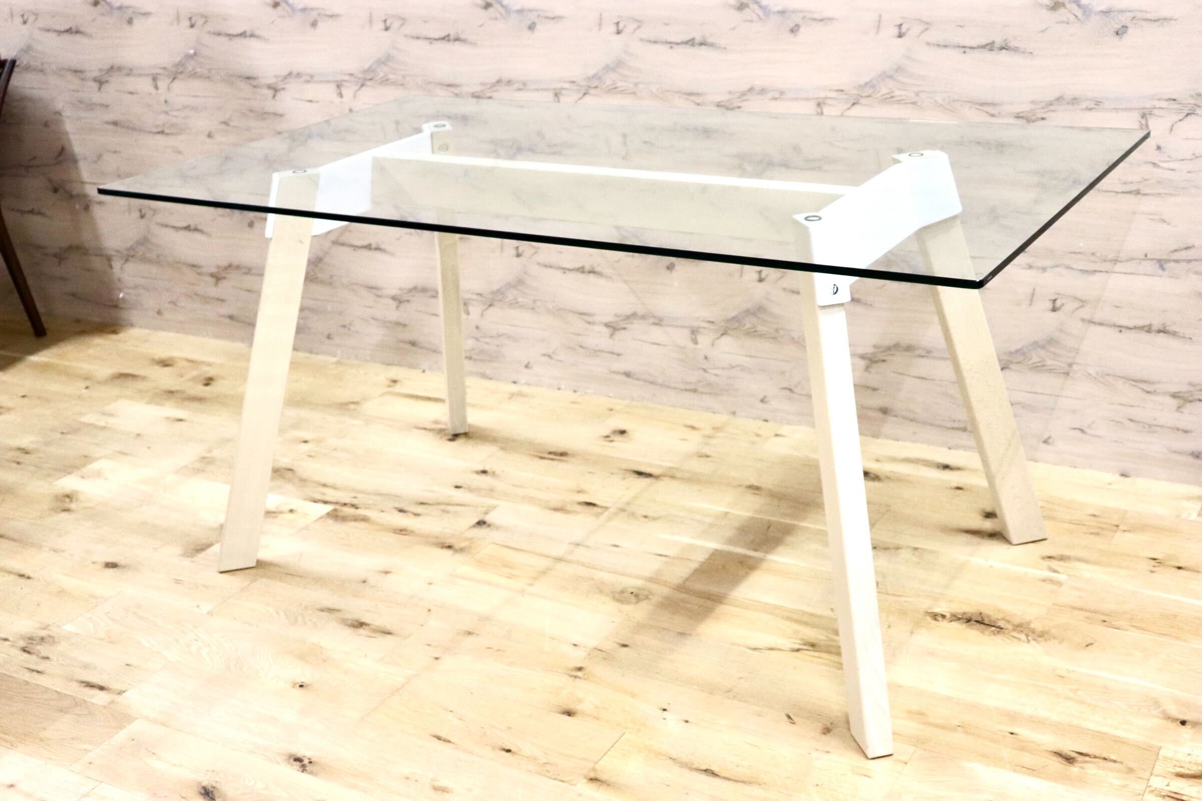 GMHN44A○Calligaris / カリガリス PAPER ペーパー ダイニングテーブル ガラス ビーチ材 イタリアモダン 展示品