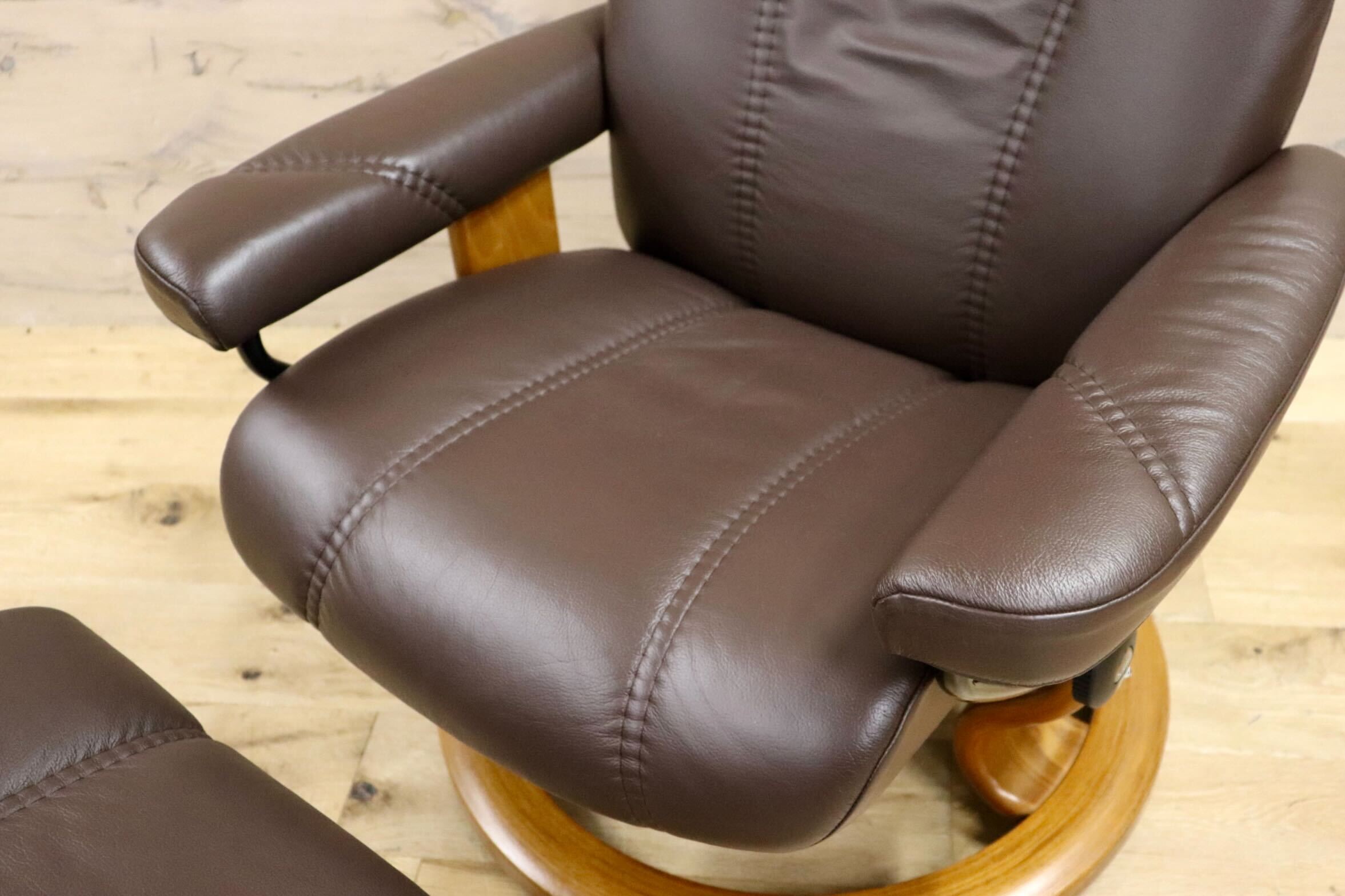 GMHN78○EKORNES / エコーネス コンサル リクライニングチェア パーソナルチェア オットマン 北欧 ノルウェー 本革 ブラウン 約26万 展示品