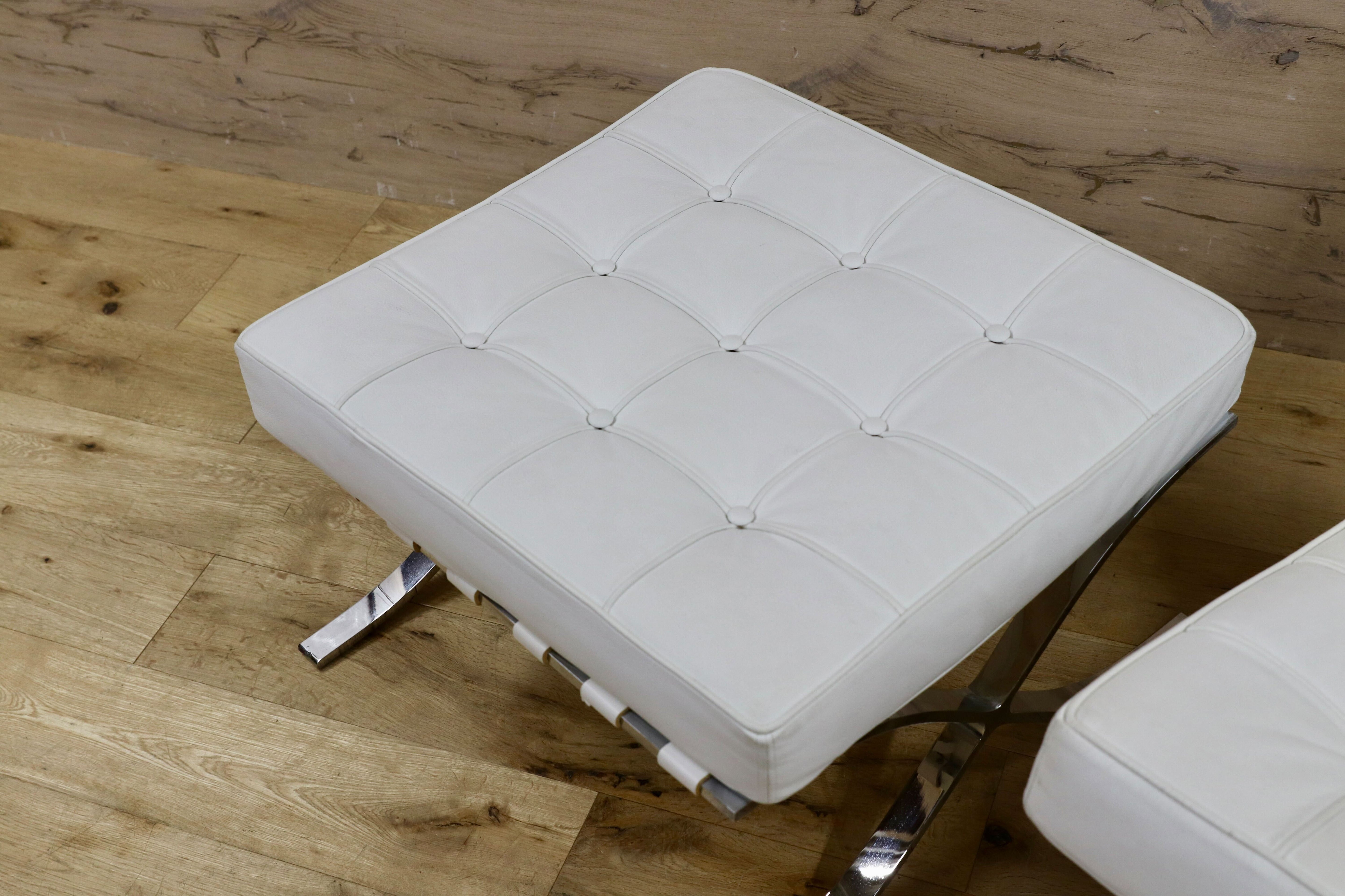 GMIS300○ミース・ファン・デル・ローエ バルセロナチェア 本革 ホワイト 名作 デザイナーズ リプロダクト オットマン ミッドセンチュリー