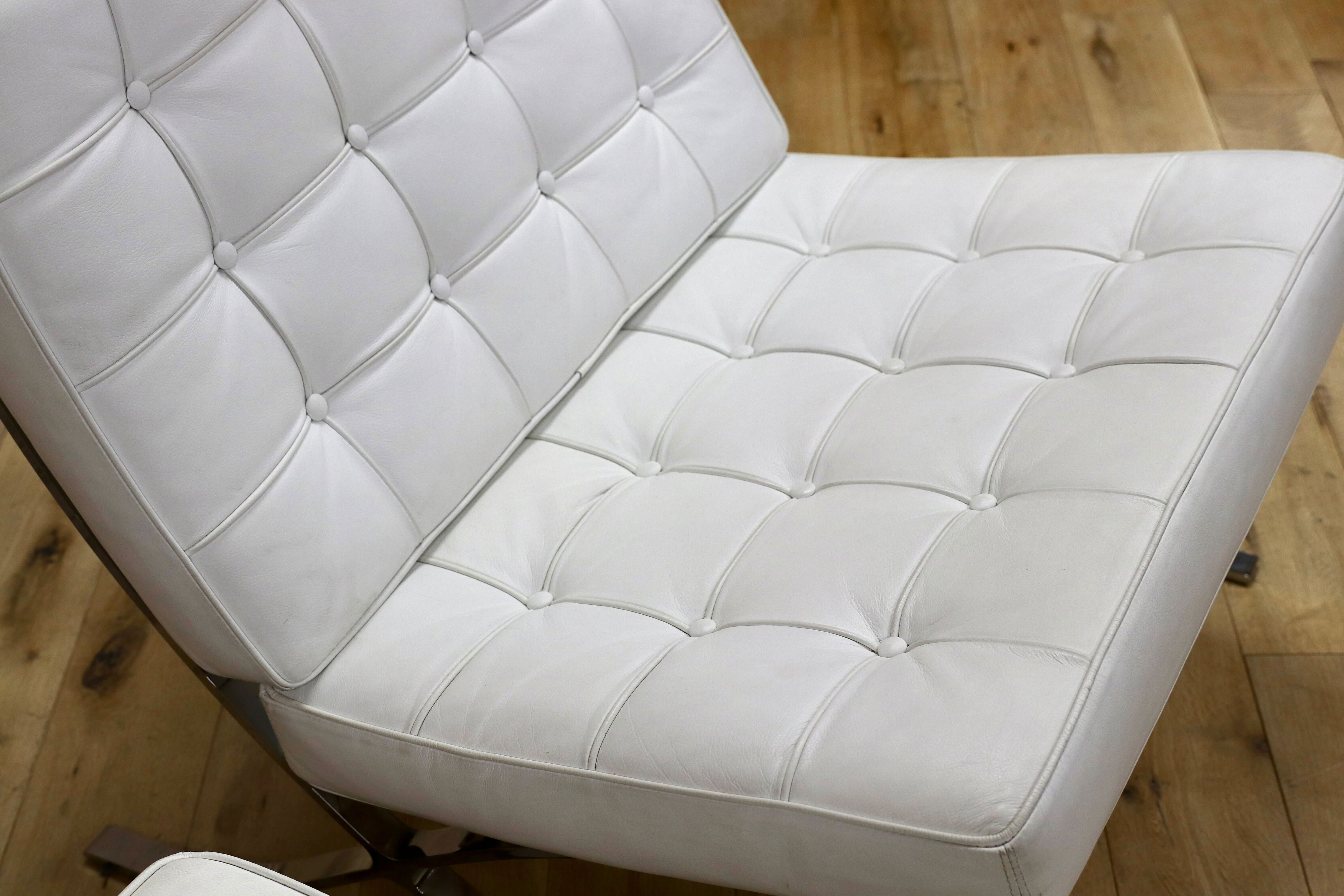 GMIS300○ミース・ファン・デル・ローエ バルセロナチェア 本革 ホワイト 名作 デザイナーズ リプロダクト オットマン ミッドセンチュリー