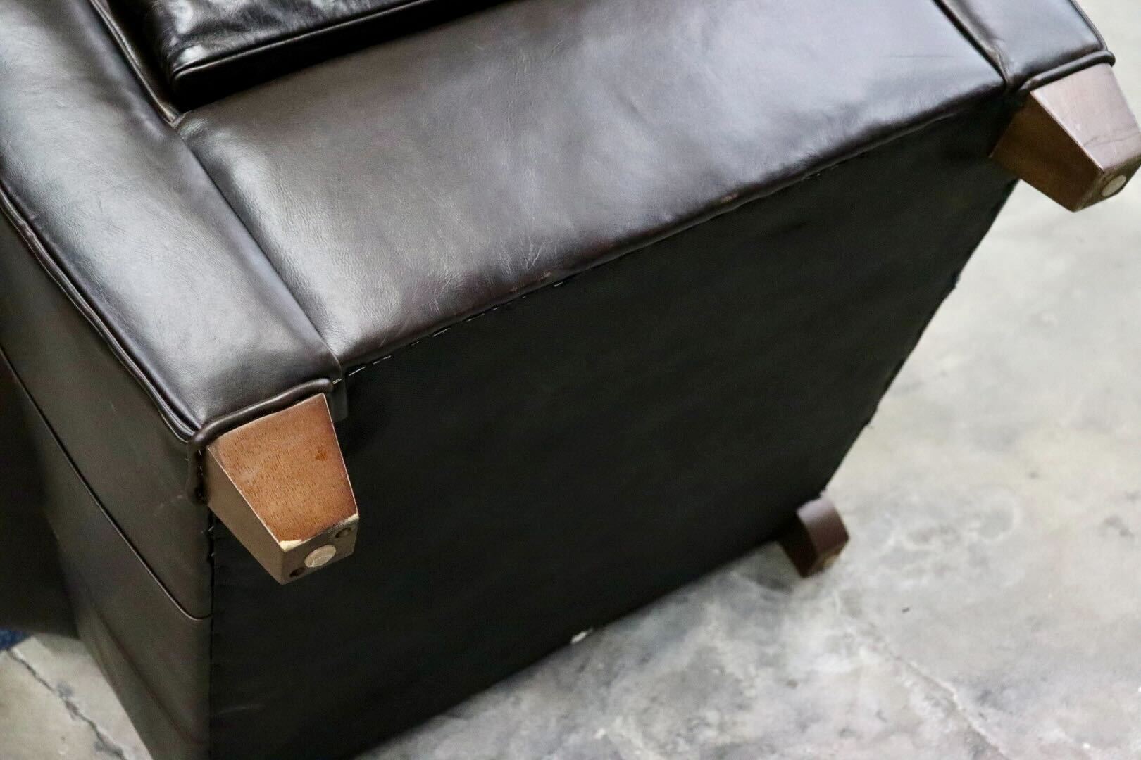 GMIK558B○Pottery Barn / ポッタリーバーン 1人掛けソファ シングルソファ ラウンジチェア 本革 ダークブラウン アメリカ 美品