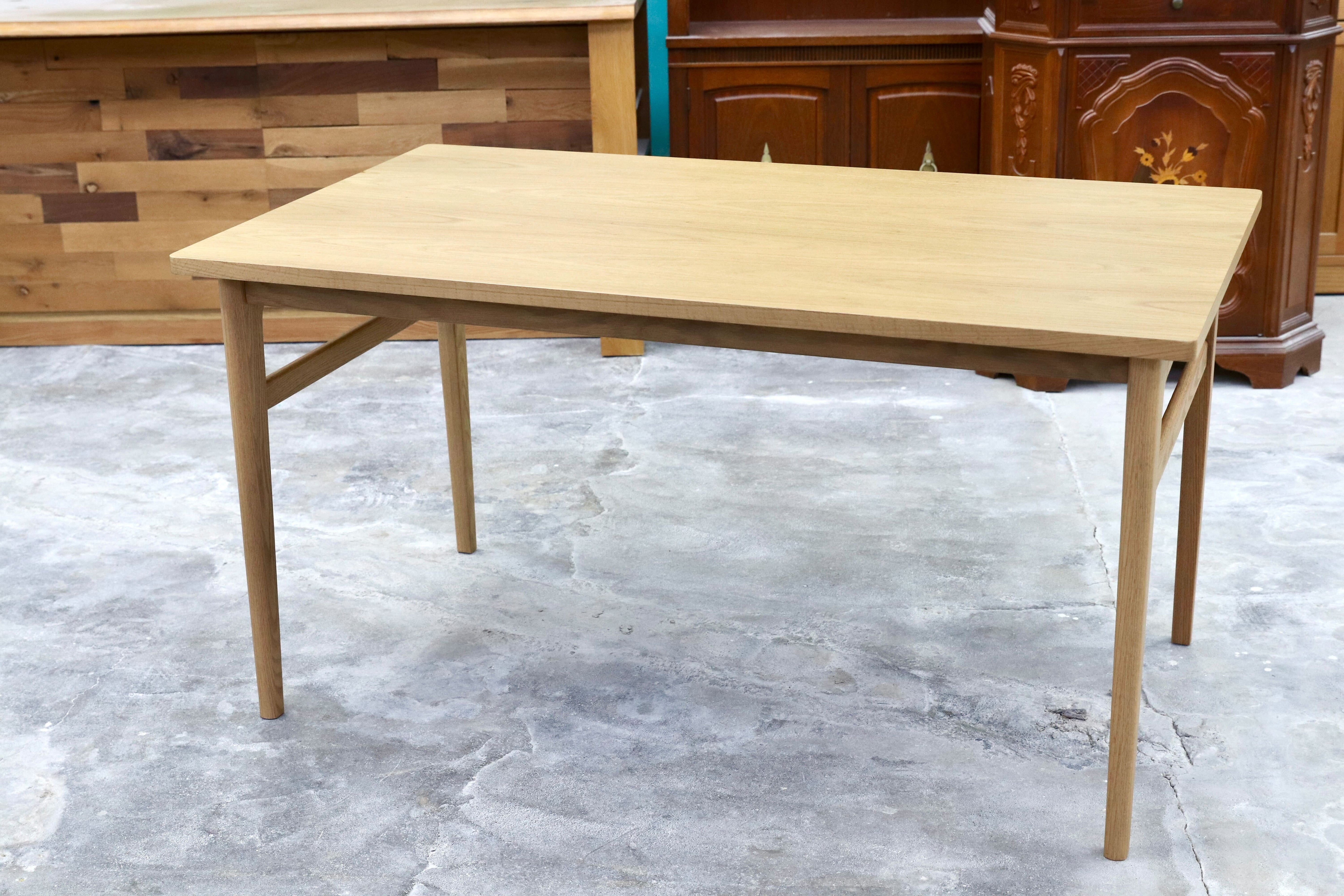 GMHK513○unico / ウニコ SIGNE シグネ ダイニングテーブル オーク材 北欧スタイル ナチュラル 展示品 定価約8.1万