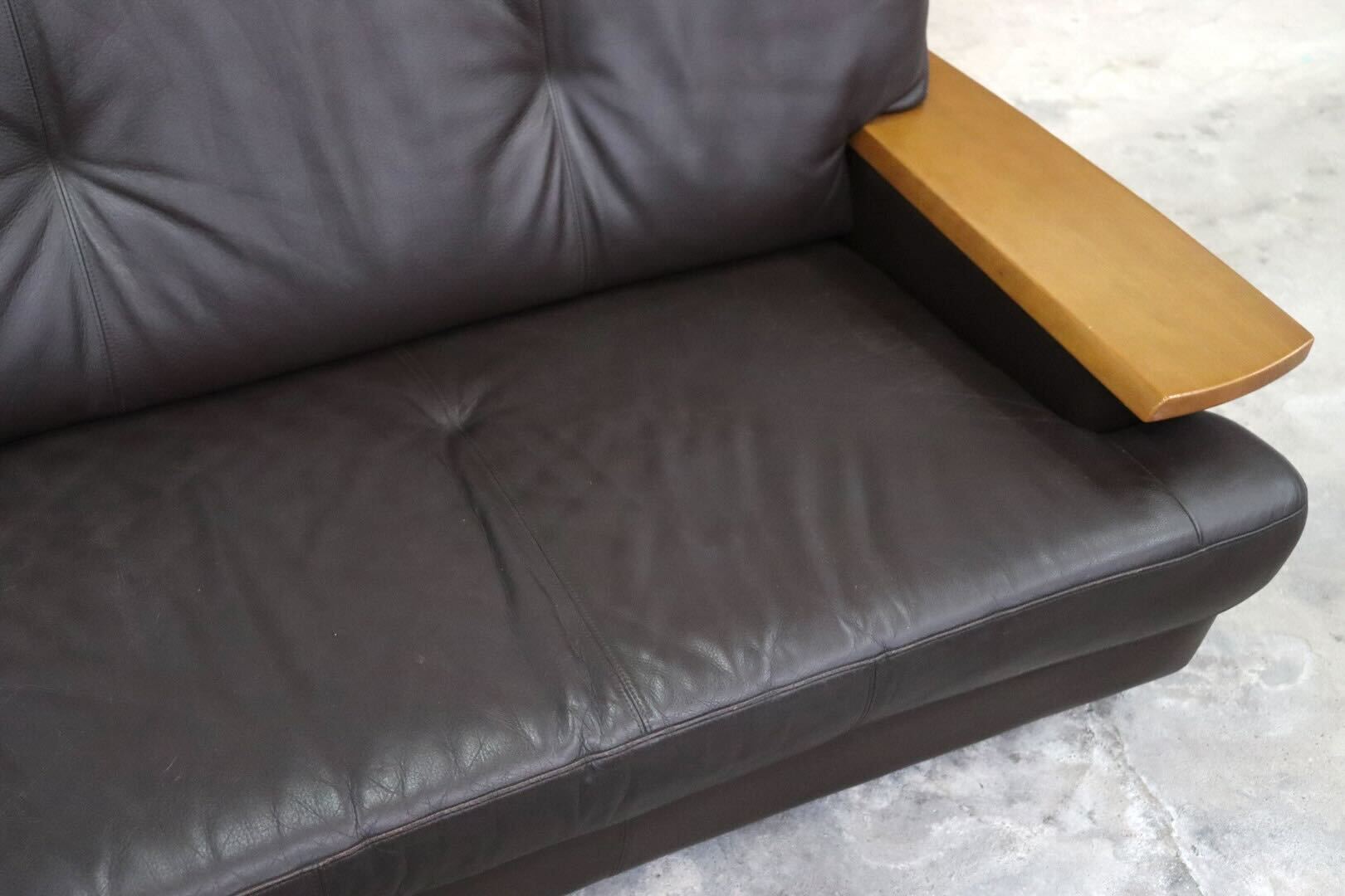 GMIK557B○karimoku / カリモク ZU4023 3人掛けソファ トリプルソファ 長椅子 本革 応接 モダン 国産家具