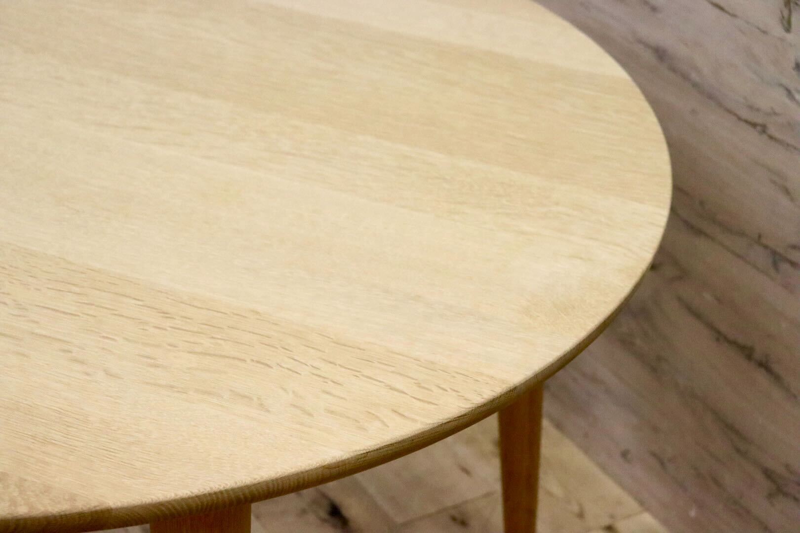 GMIS303○飛騨産業 / HIDA 侭 JIN ダイニングテーブル ラウンドテーブル 食卓机 ナチュラル ホワイトオーク 無垢材 定価約15.5万 展示品