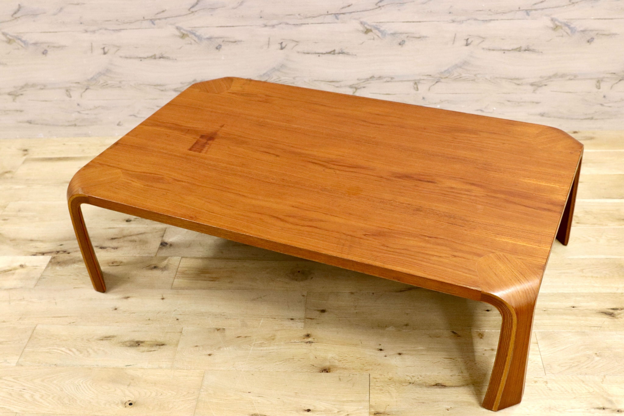 IMG_8185_4579dae3-76be-4736-  