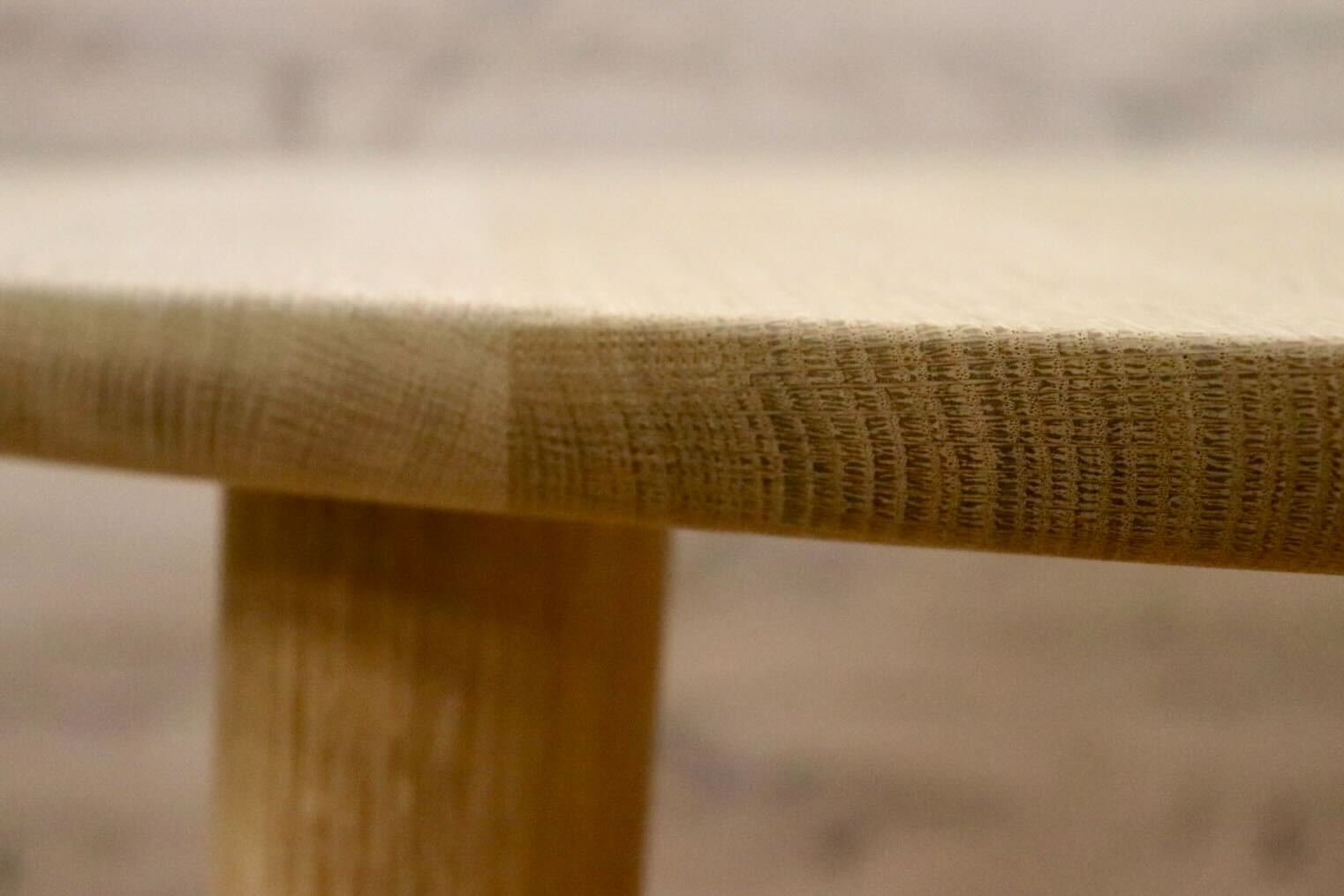 GMIS303○飛騨産業 / HIDA 侭 JIN ダイニングテーブル ラウンドテーブル 食卓机 ナチュラル ホワイトオーク 無垢材 定価約15.5万 展示品