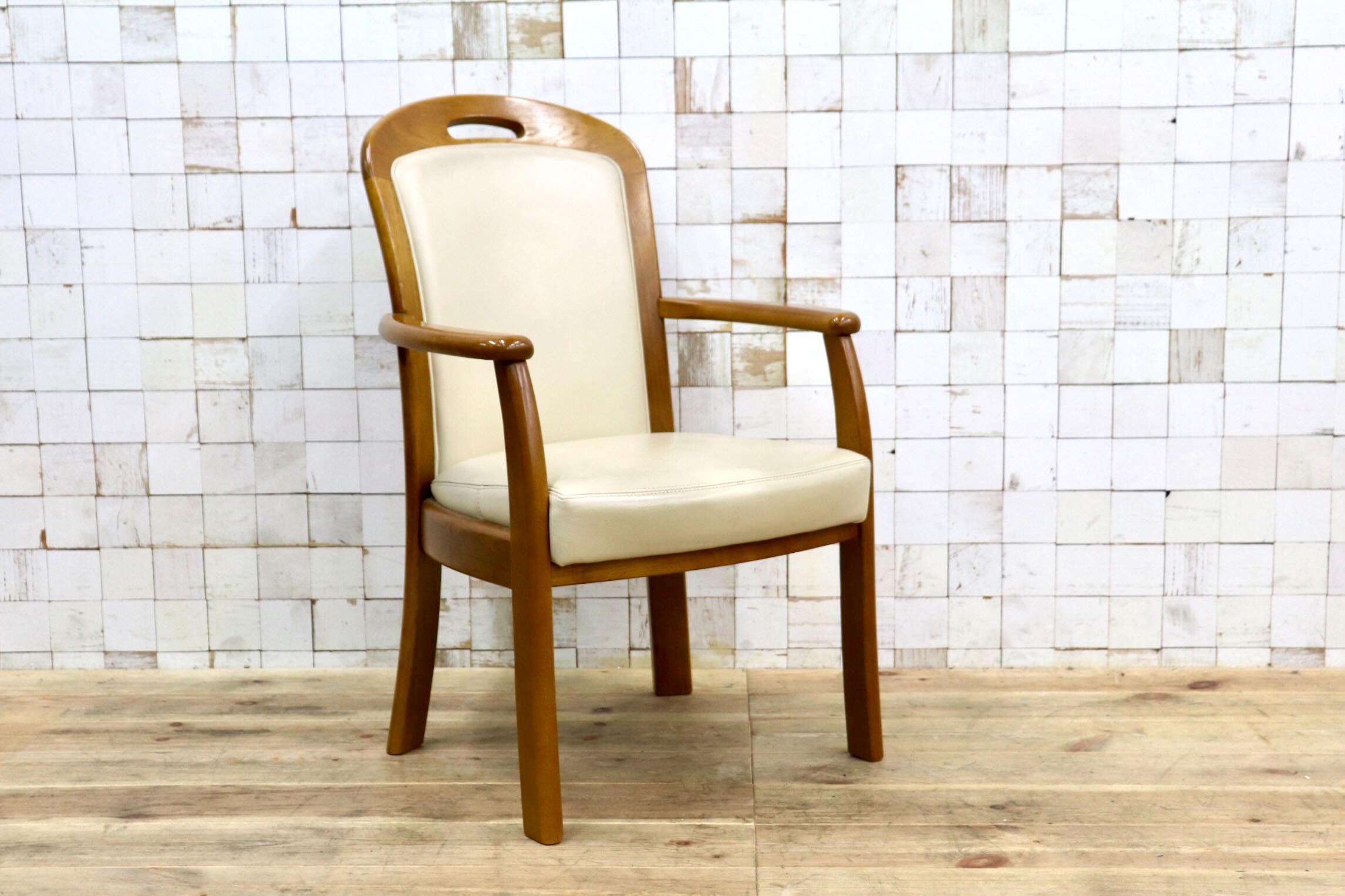 GMIS547E〇浜本工芸 / HAMAMOTO 椅子 ダイニングチェア アームチェア 本革 アイボリー オーク 定価約6.9万