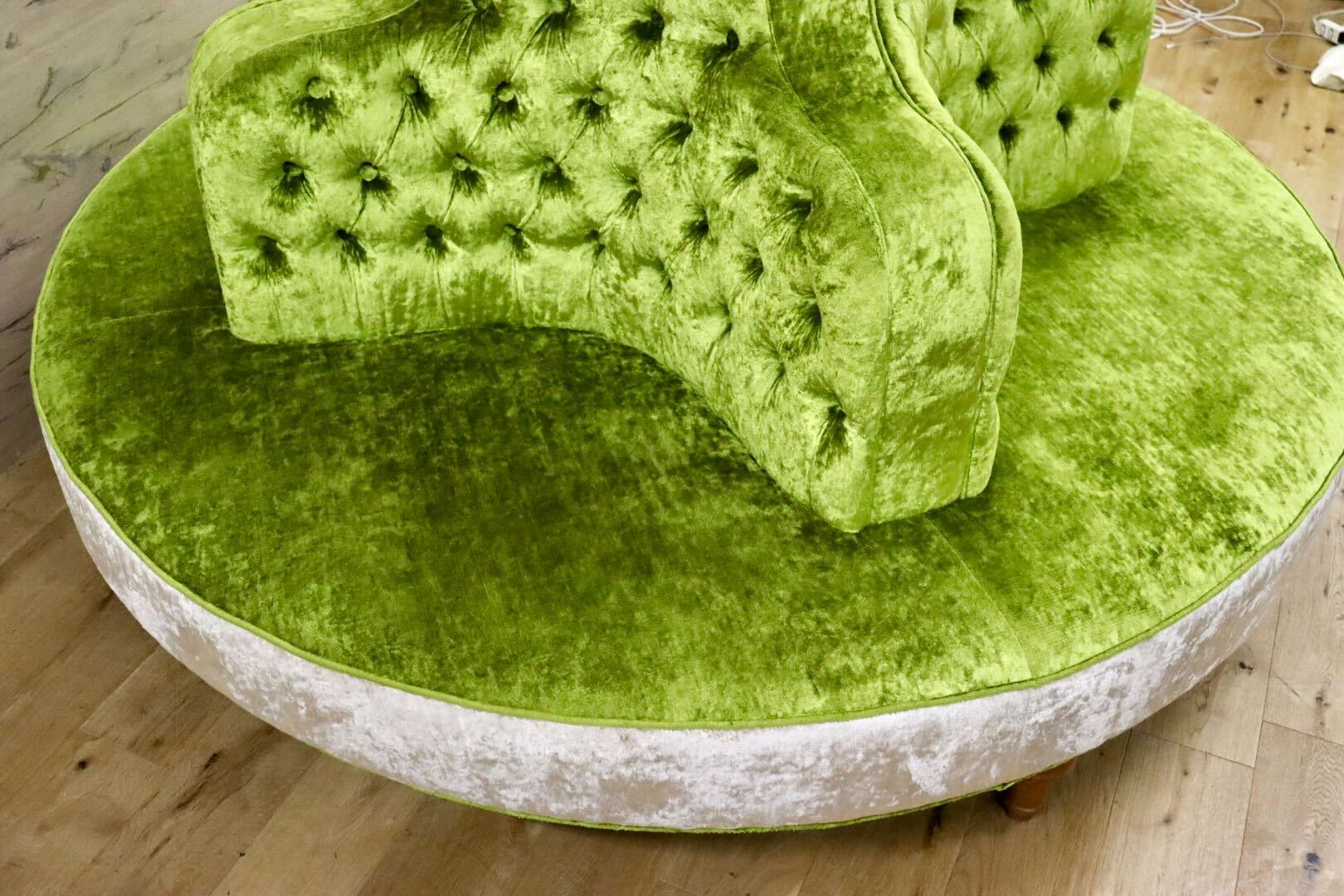 GMHK129○西洋アンティーク調 ラウンドソファ 4人掛けソファ ファブリック ロビー ラウンジ クラシック 展示品 検) HALO ORIVER HARE※発送不可