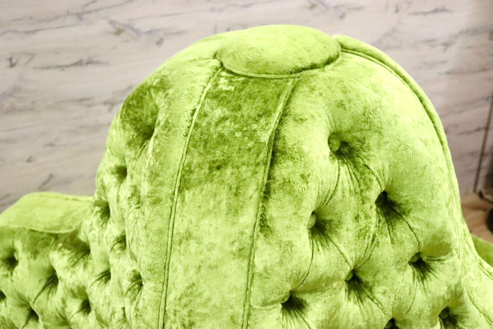 GMHK129○西洋アンティーク調 ラウンドソファ 4人掛けソファ ファブリック ロビー ラウンジ クラシック 展示品 検) HALO ORIVER HARE※発送不可