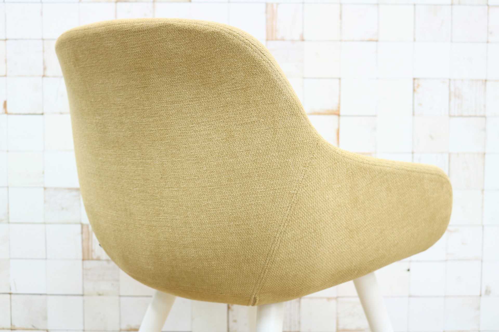 GMIH498D○Calligaris / カリガリス IGLOO イグルー ダイニングチェア チェア 椅子 ファブリック 店舗什器 イタリア 定価約9.8万