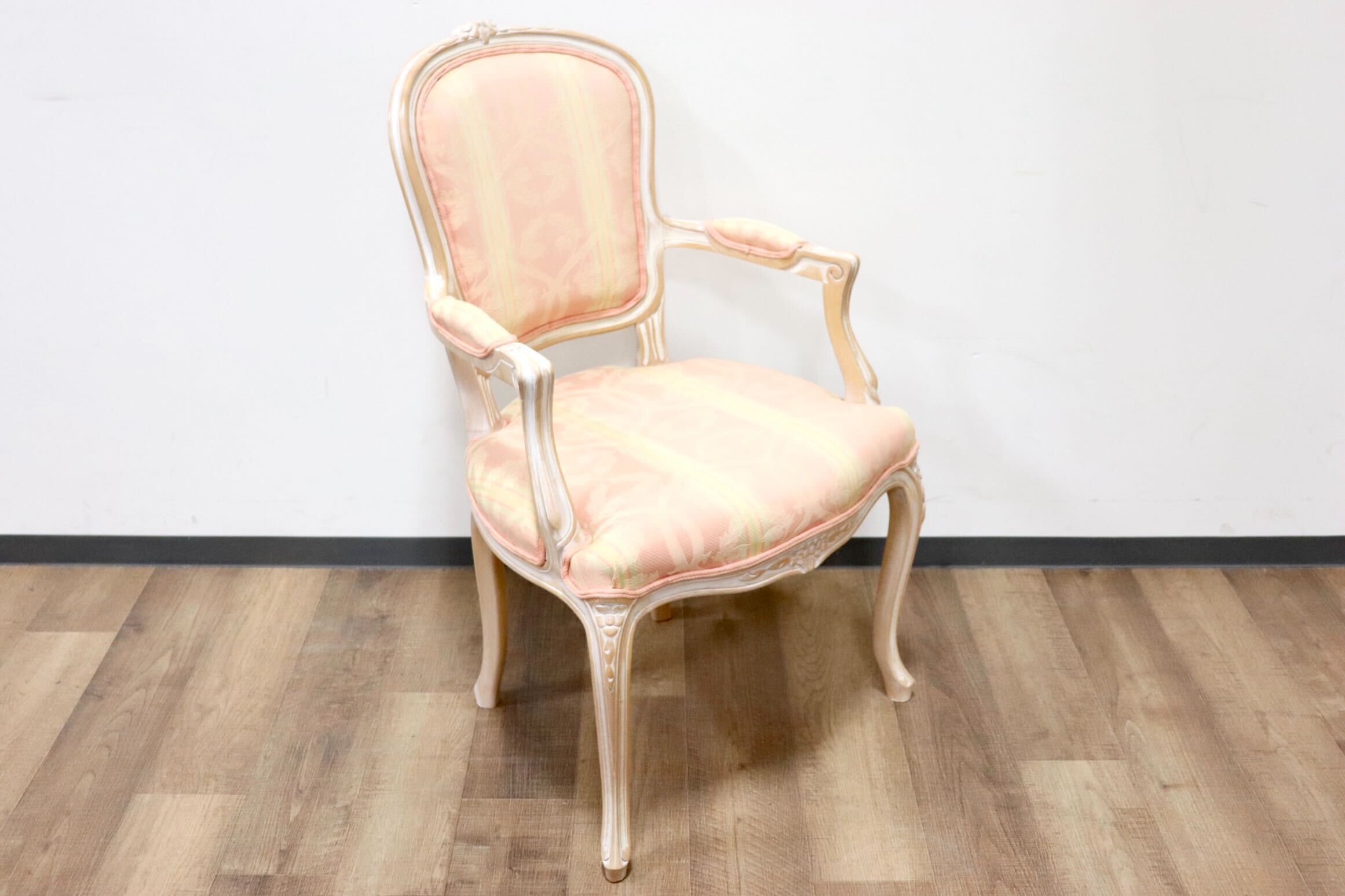 GMGO23B○西洋 アンティーク調 ダイニングチェア アームチェア 椅子 ロココ調 ファブリック 彫刻 刺繍 猫脚 シャビーシック クラシック