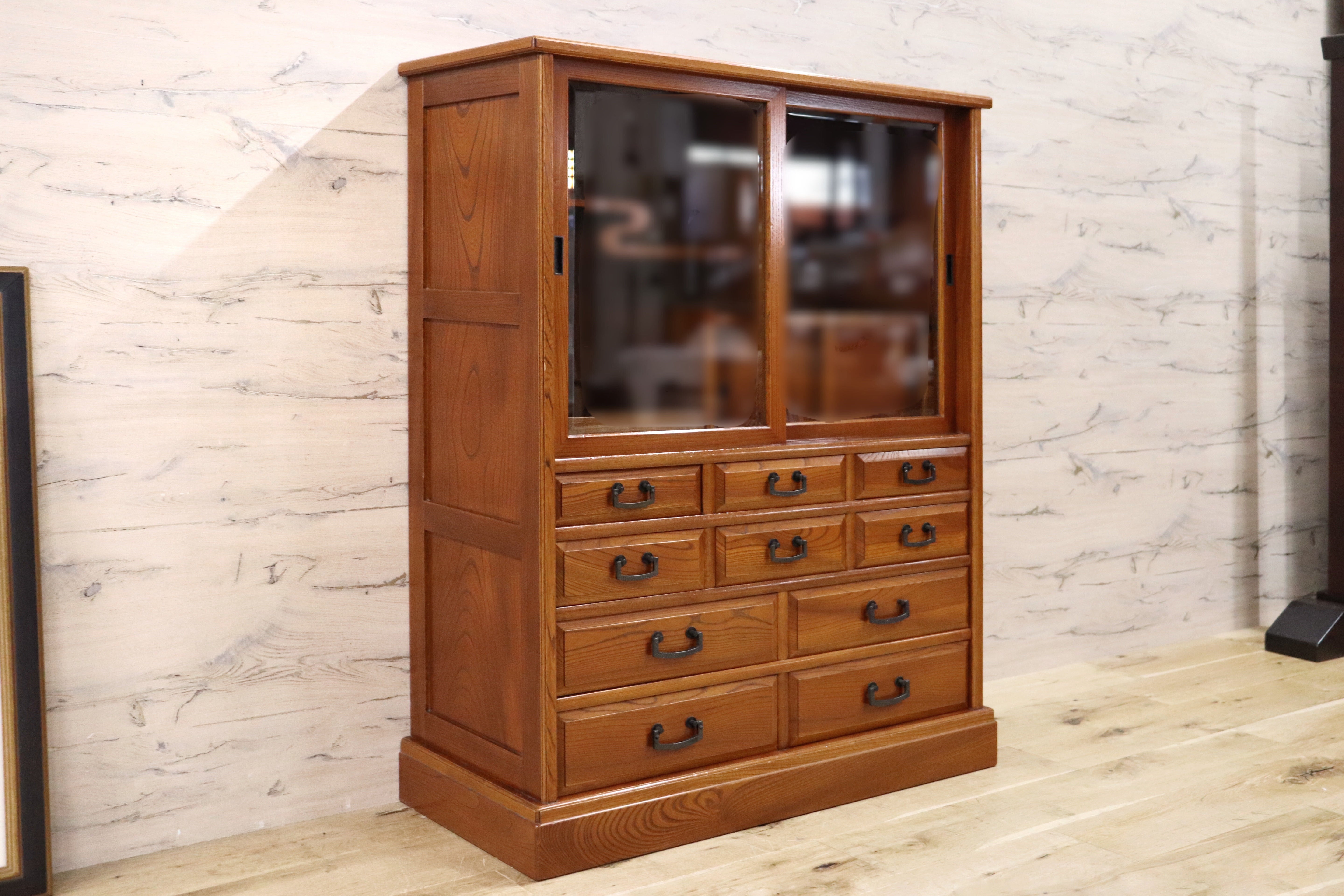 GMGH301○茶箪笥 欅材 小ぶりな茶棚 飾り棚 収納棚 民芸家具 和家具 和室 茶室 座敷 古民家 レトロ アンティーク 和モダン