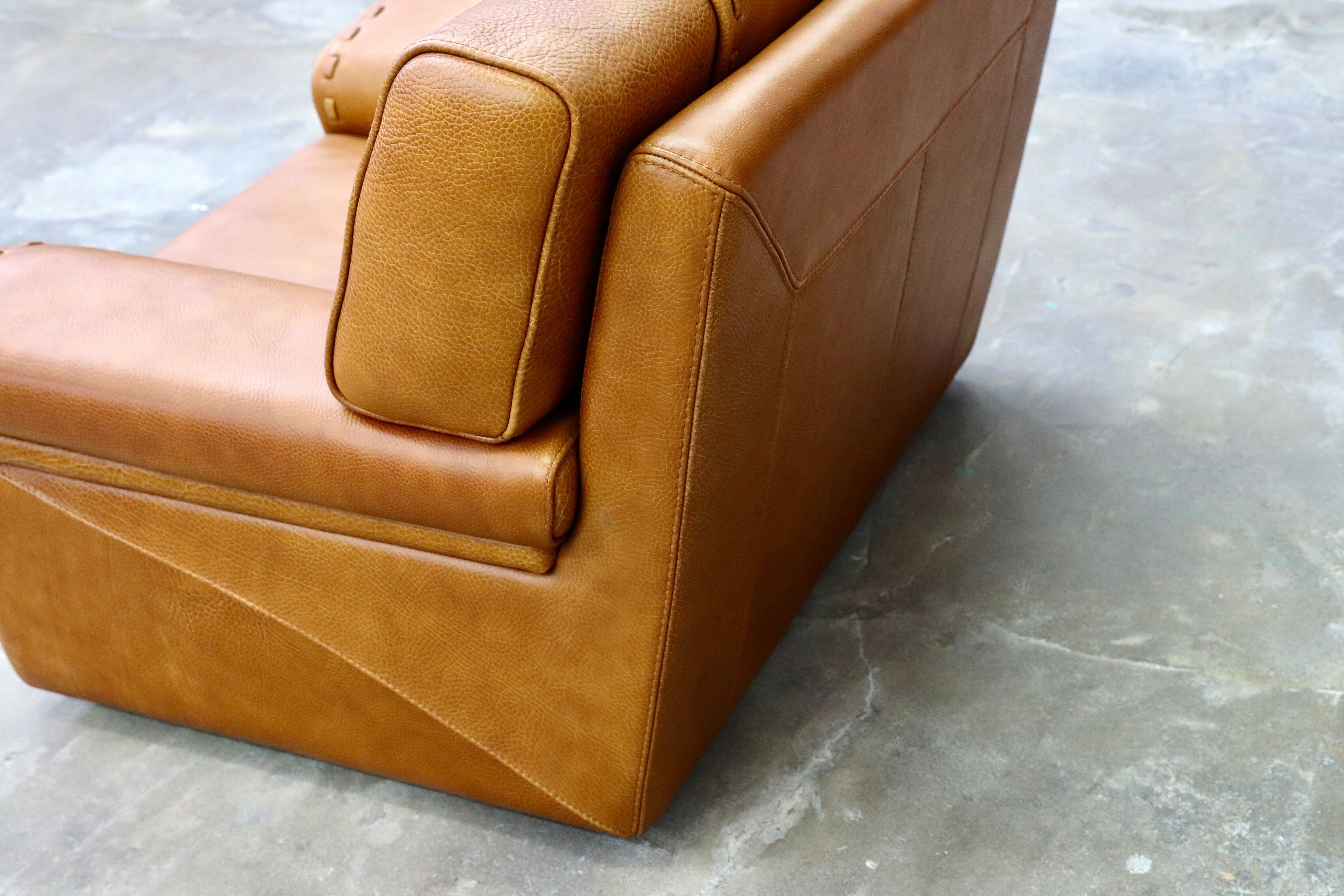 GMIK576B○formenti / フォルメンティ イタリア製 最高級 ラグジュアリー シングルソファ 厚手本革 ブラウン ユーロカーサ取扱 約70万