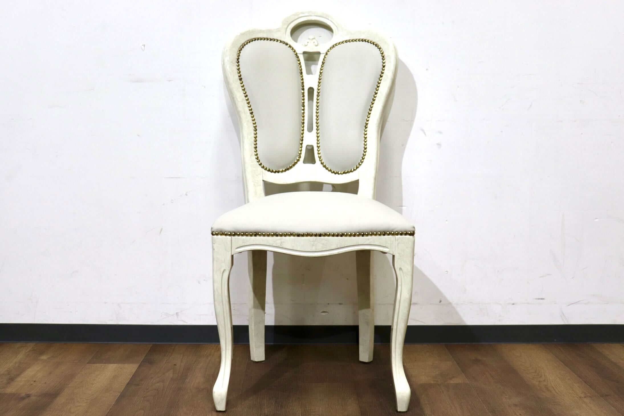 GMHN308B○Eddi Rose / エディローズ イタリア製 ダイニングチェア 食卓椅子 アームレスチェア 鋲打 猫脚 エレガント クラシック 輸入家具