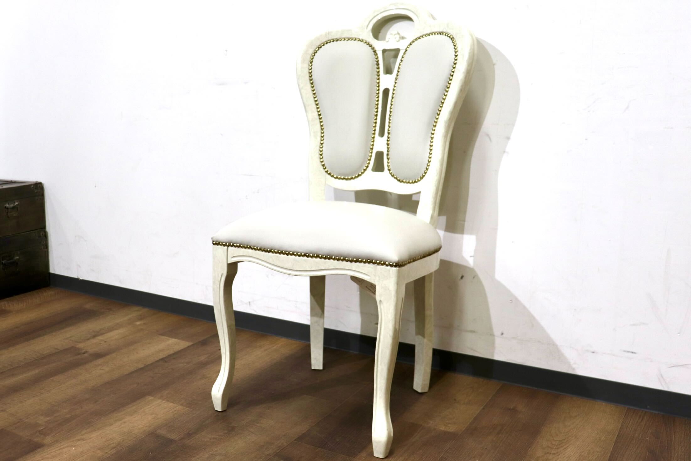 GMHN308C○Eddi Rose / エディローズ イタリア製 ダイニングチェア 食卓椅子 アームレスチェア 鋲打 猫脚 エレガント クラシック 輸入家具