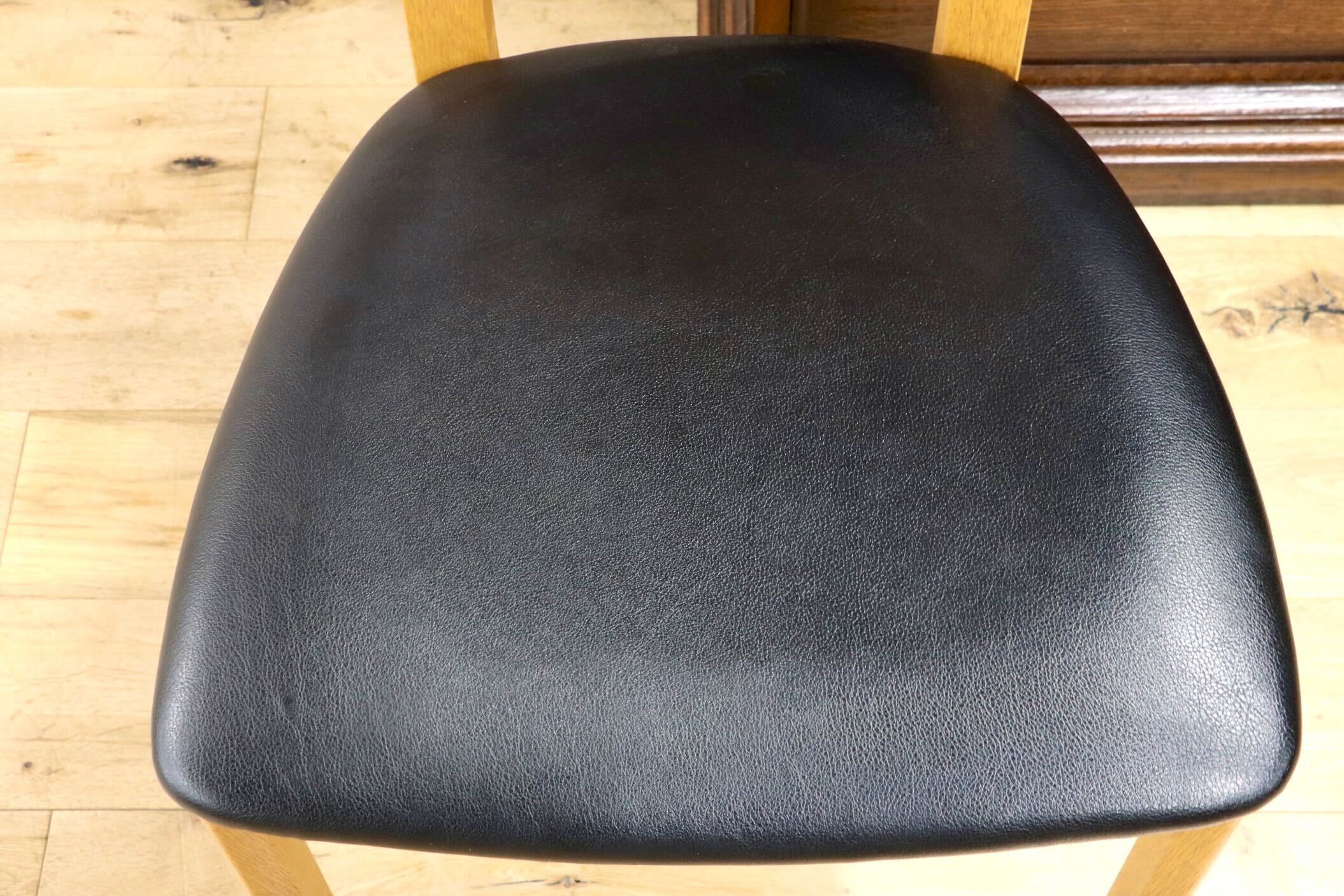 GMIK825E○シラカワ / shirakawa RAPT ラプト ダイニングチェア 木製 食卓椅子 イス 飛騨家具 和モダン シンプル 合皮 楢材 ブラック