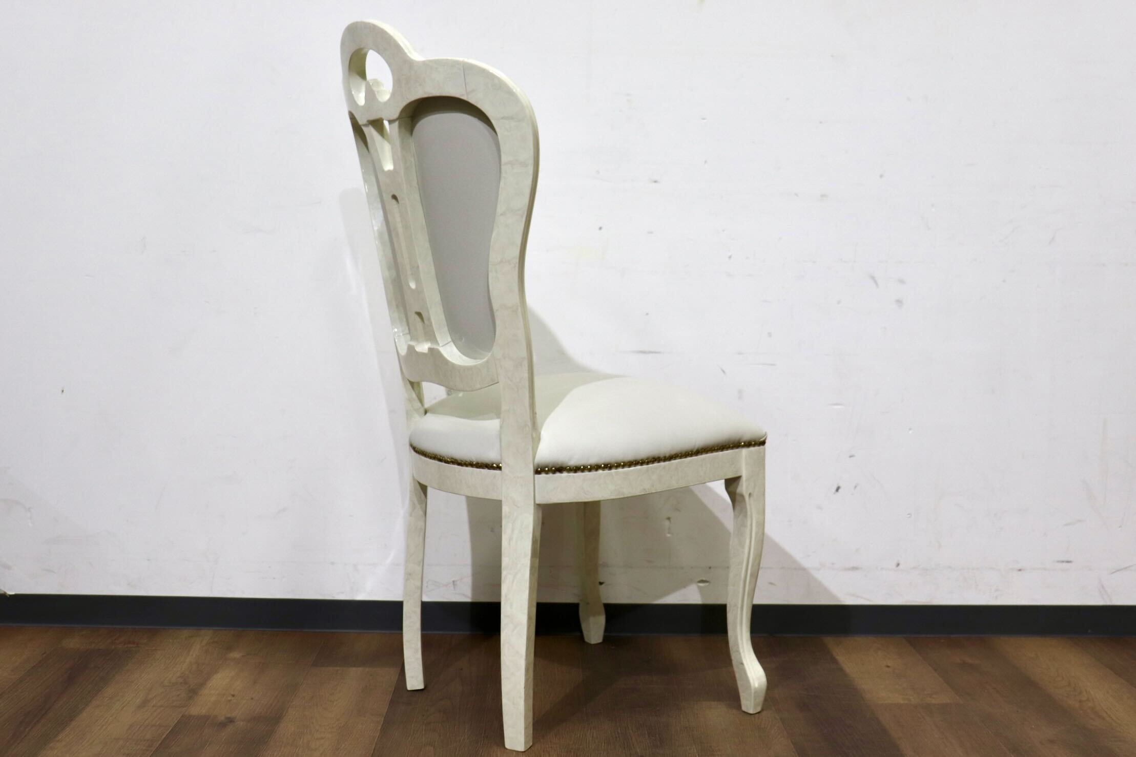 GMHN308C○Eddi Rose / エディローズ イタリア製 ダイニングチェア 食卓椅子 アームレスチェア 鋲打 猫脚 エレガント クラシック 輸入家具