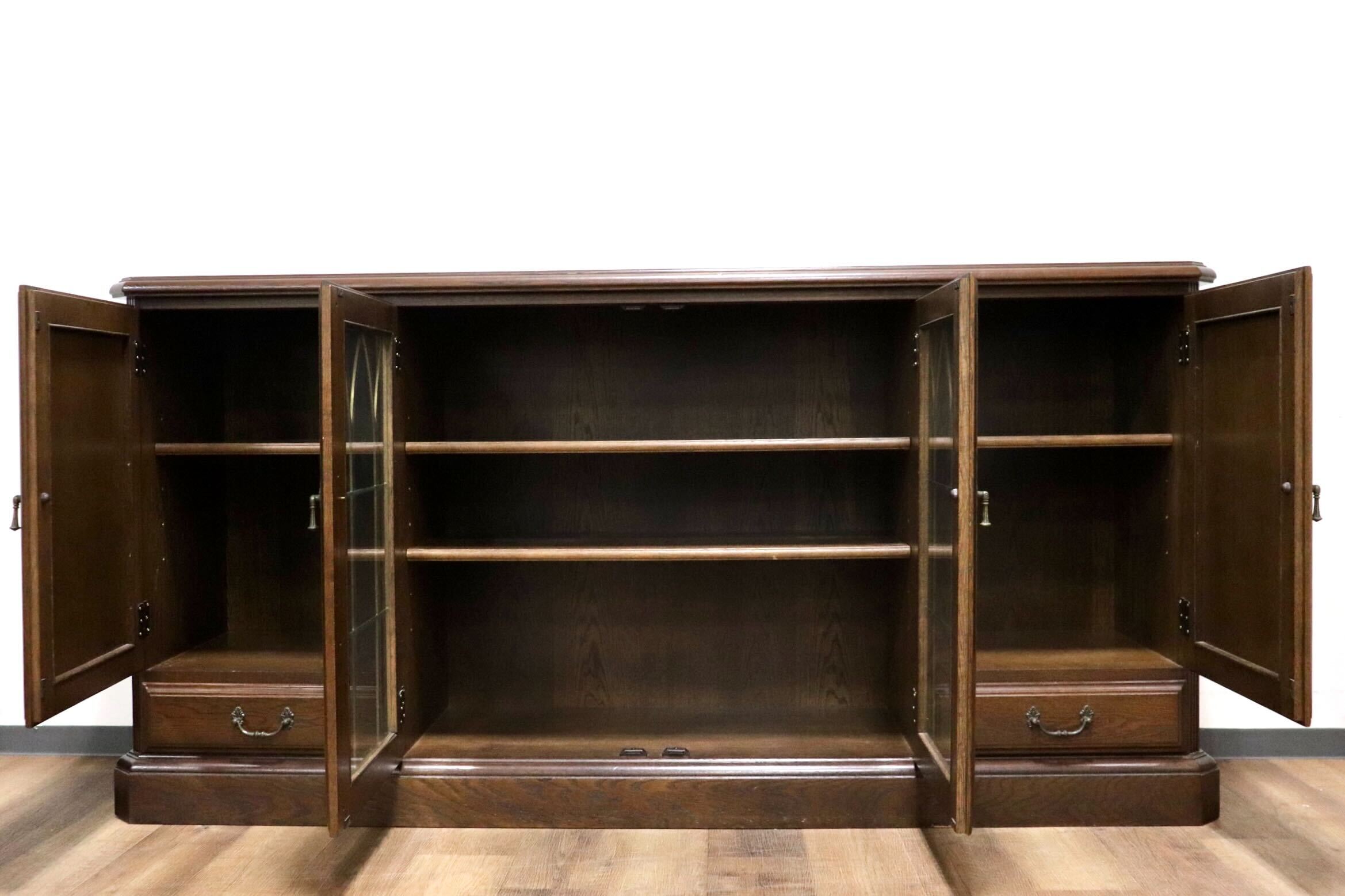 GMHS420○domani / ドマーニ クイーンズライフ サイドボード リビングボード 飾り棚 カリモク最高峰 クラシック 楢材 ブラウン 定価71.5万