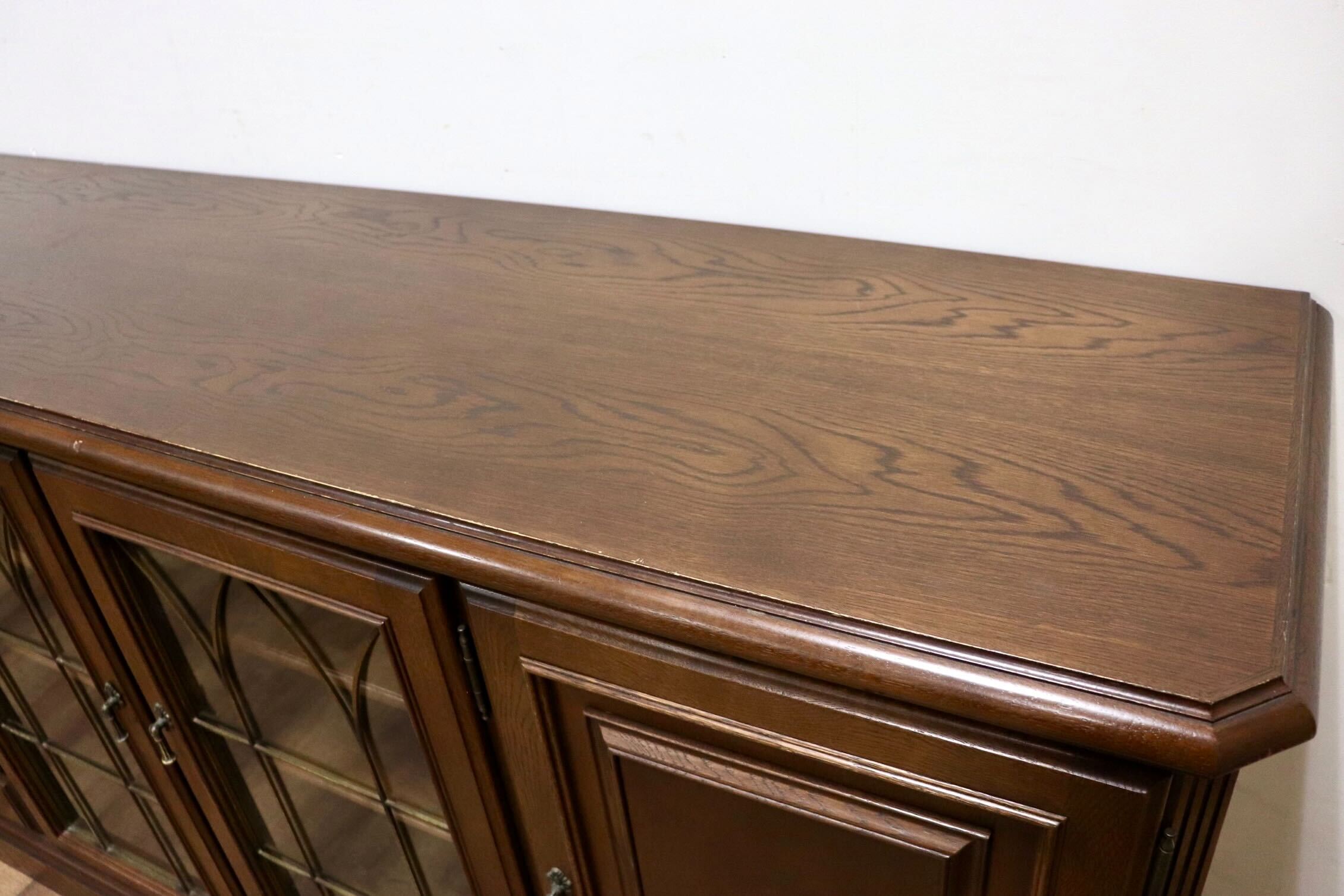 GMHS420○domani / ドマーニ クイーンズライフ サイドボード リビングボード 飾り棚 カリモク最高峰 クラシック 楢材 ブラウン 定価71.5万