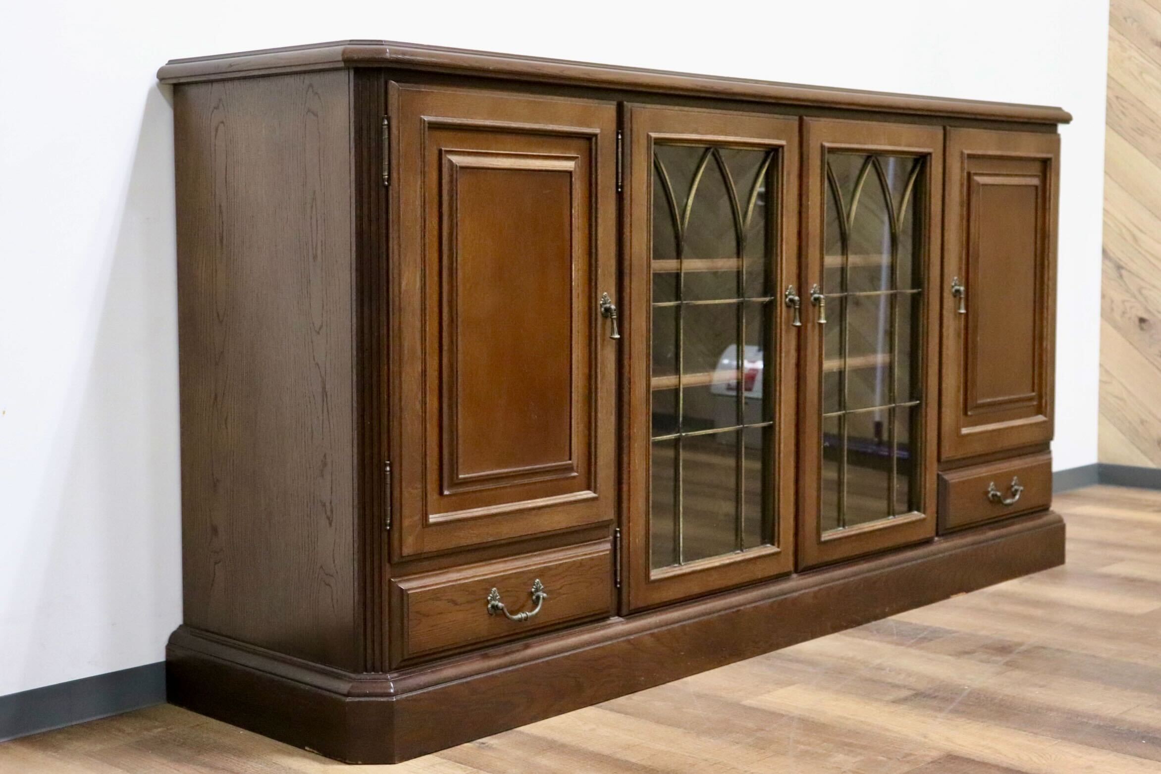 GMHS420○domani / ドマーニ クイーンズライフ サイドボード リビングボード 飾り棚 カリモク最高峰 クラシック 楢材 ブラウン 定価71.5万