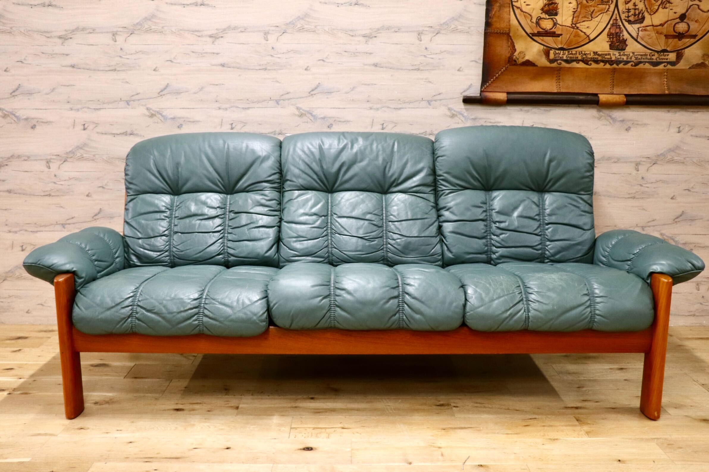 GMJK103○EKORNES / エコーネス Montana モンタナ 3人掛けソファ トリプルソファ 北欧ヴィンテージ チーク材 本革 レザー 稀少