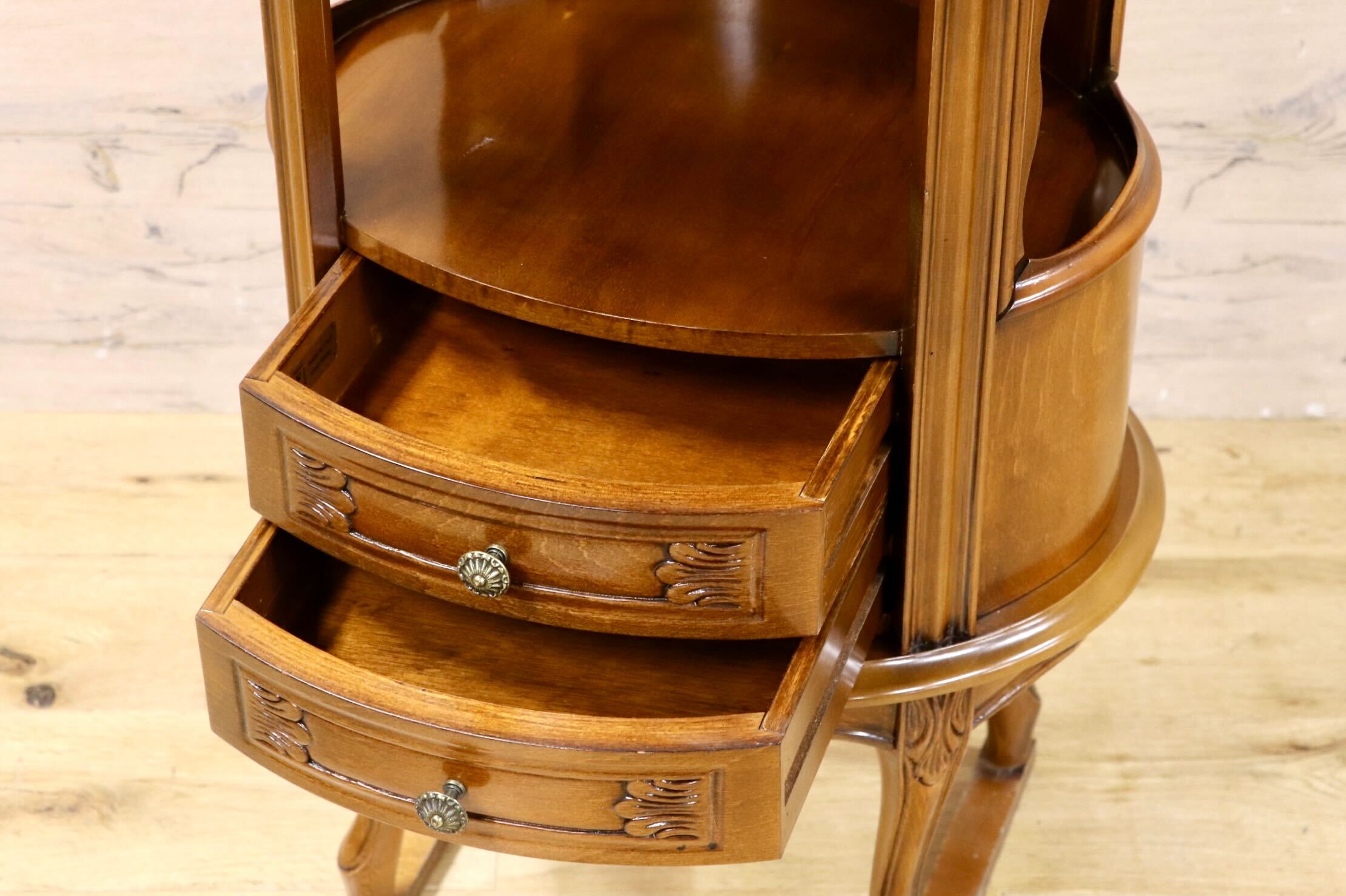GMIK833○イタリア製 サイドテーブル ラウンドチェスト コンソール ナイトテーブル クラシック 猫脚 2段引き出し 木製 電話台 彫刻